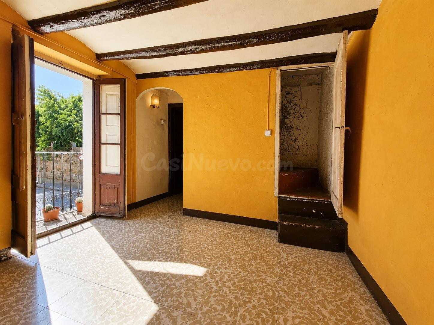 Casa de pueblo de 3 plantas para reformar en el centro de La - foto 2