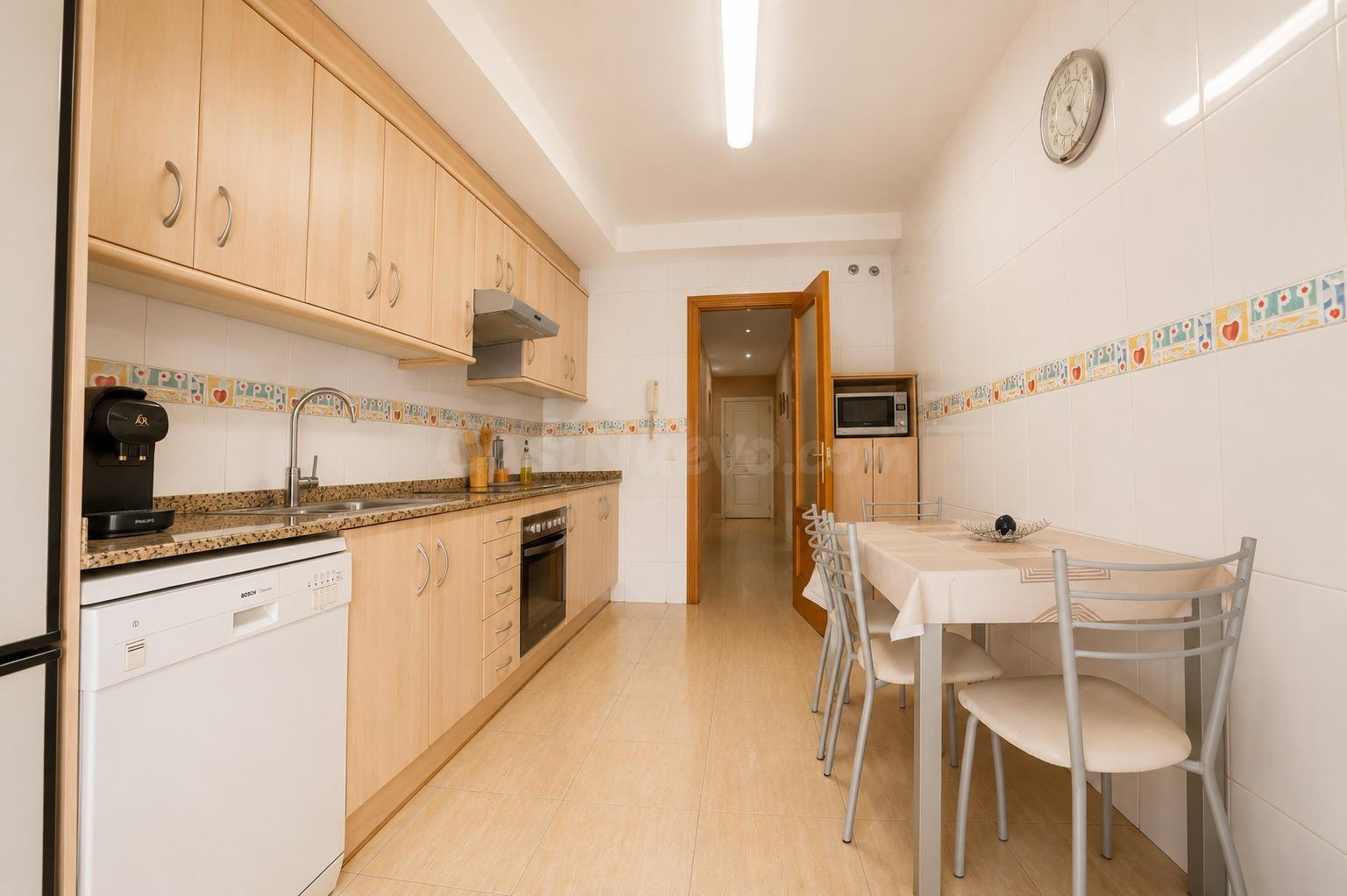 Fantástico chalet adosado de 5 habitaciones con buhardilla,  - foto 3