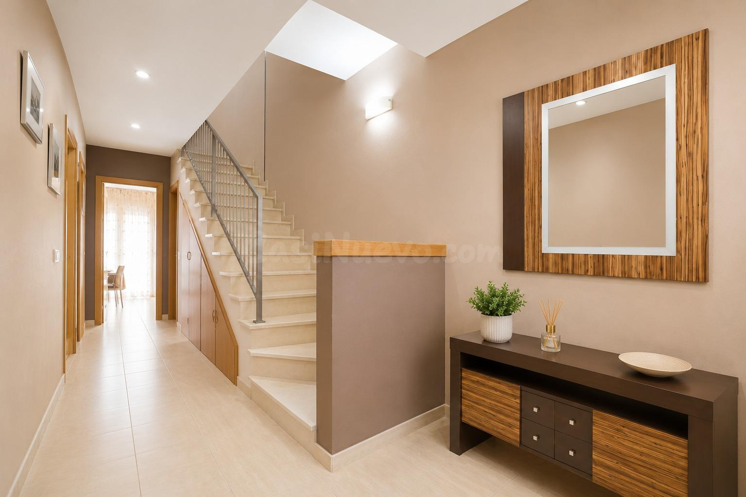 Fantástico chalet adosado de 5 habitaciones con buhardilla,  - foto 5