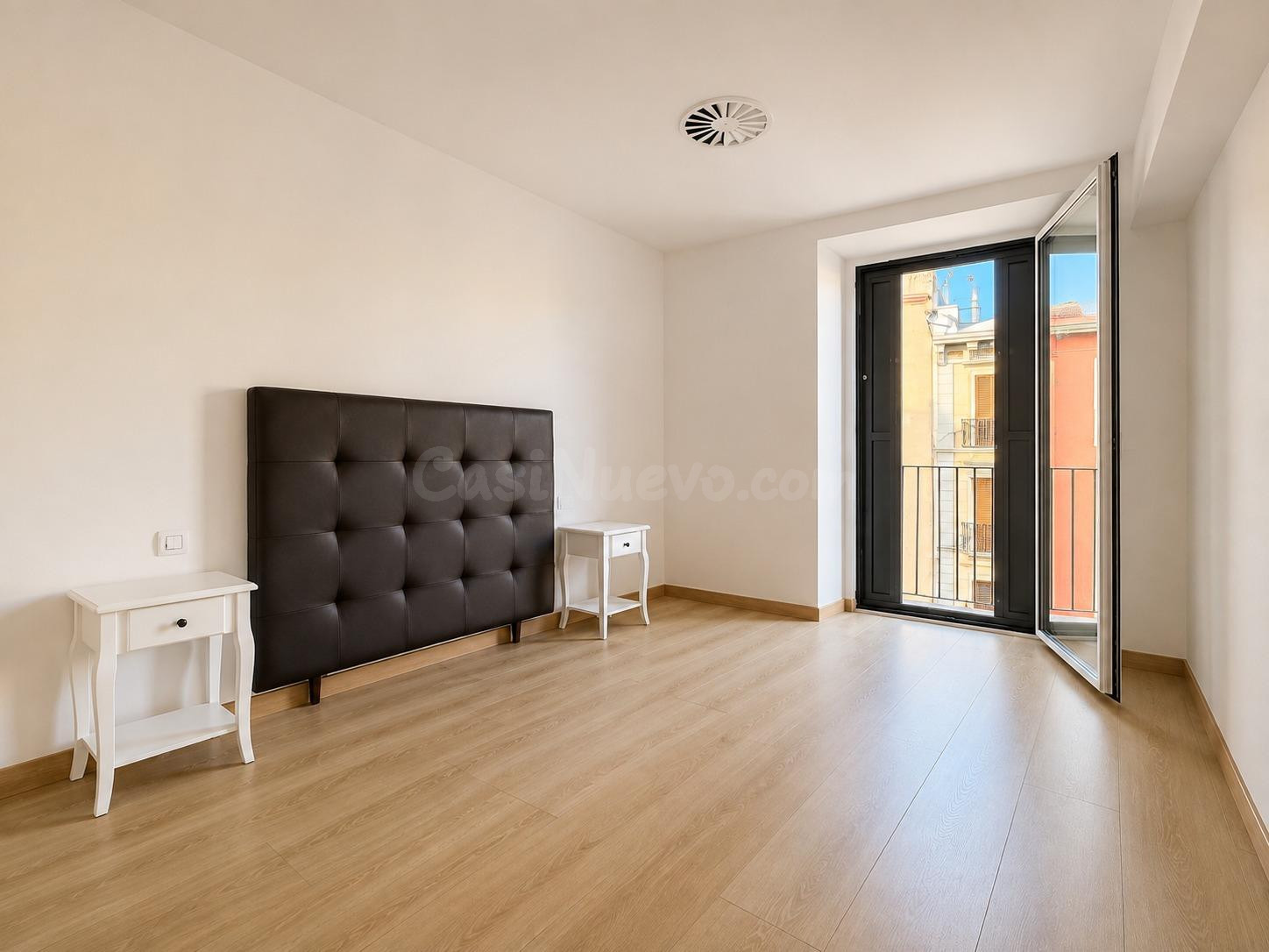 Ático reformado con espectacular terraza de 40 m2 en pleno c - foto 5
