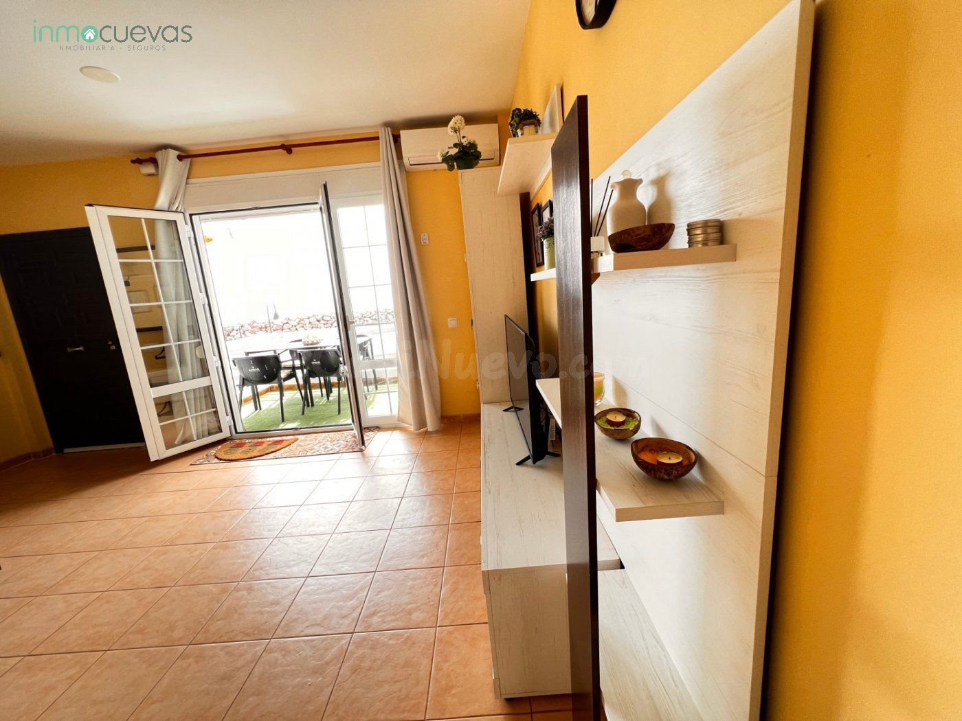 SE ALQUILA APARTAMENTO EN VILLARICOS - foto 3