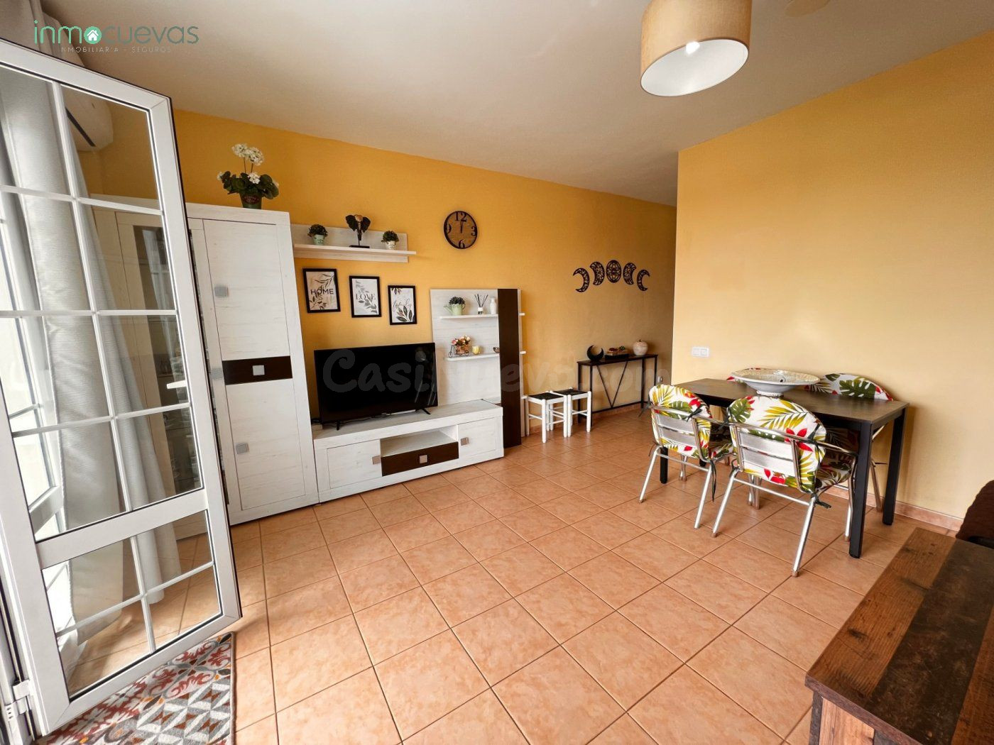 SE ALQUILA APARTAMENTO EN VILLARICOS - foto 4