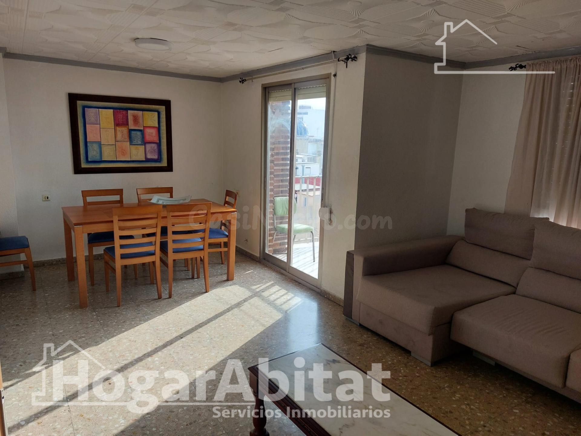 AMPLIO, ALTO Y EXTERIOR CON BALCÓN, 4 DORMITORIOS Y ASCENSOR - foto 3