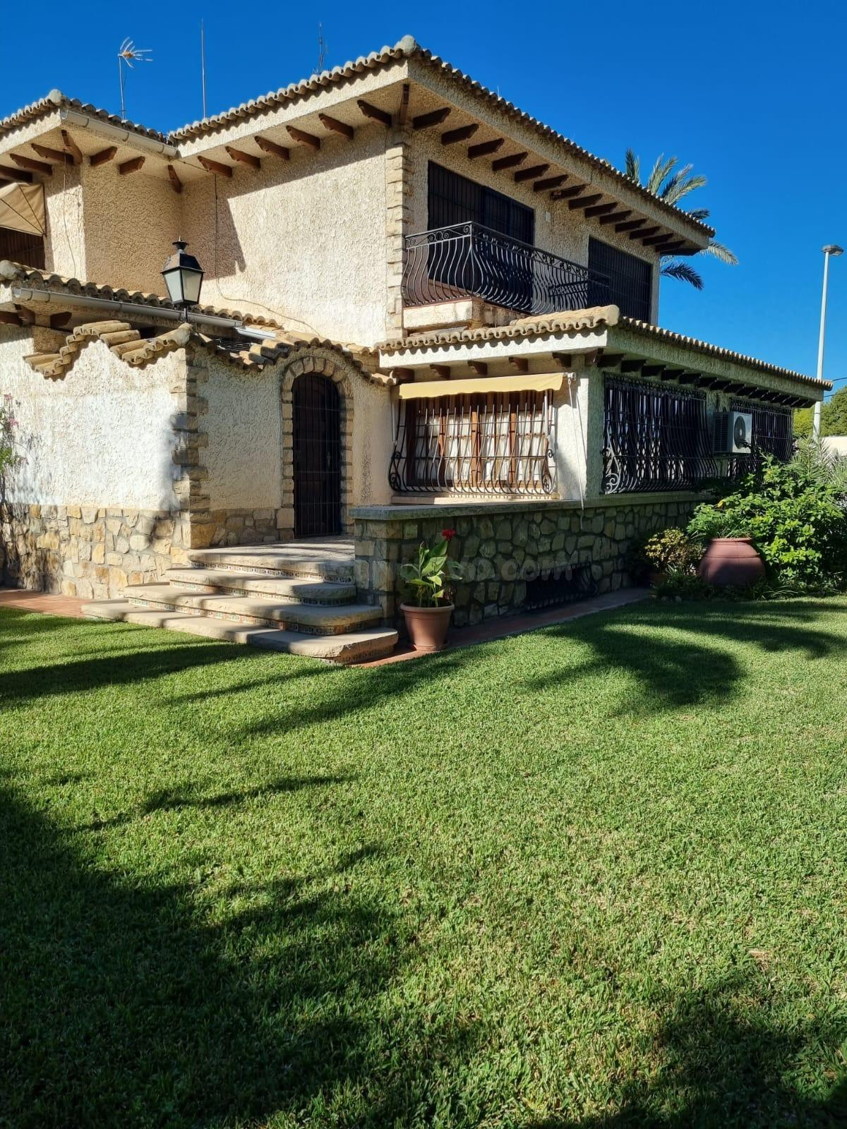 CHALET MASIA EN PLENO ALICANTE, ALGO UNICO Y ESPECIAL,... NO - foto 3