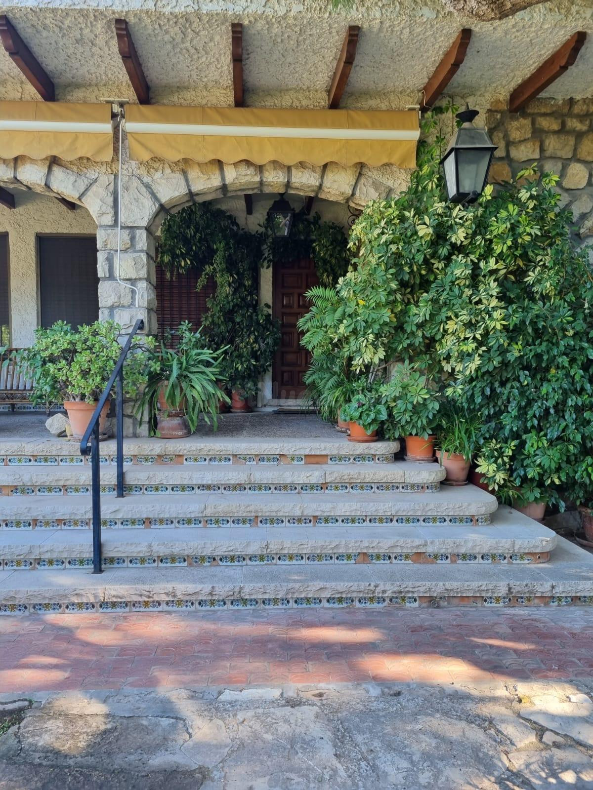 CHALET MASIA EN PLENO ALICANTE, ALGO UNICO Y ESPECIAL,... NO - foto 5