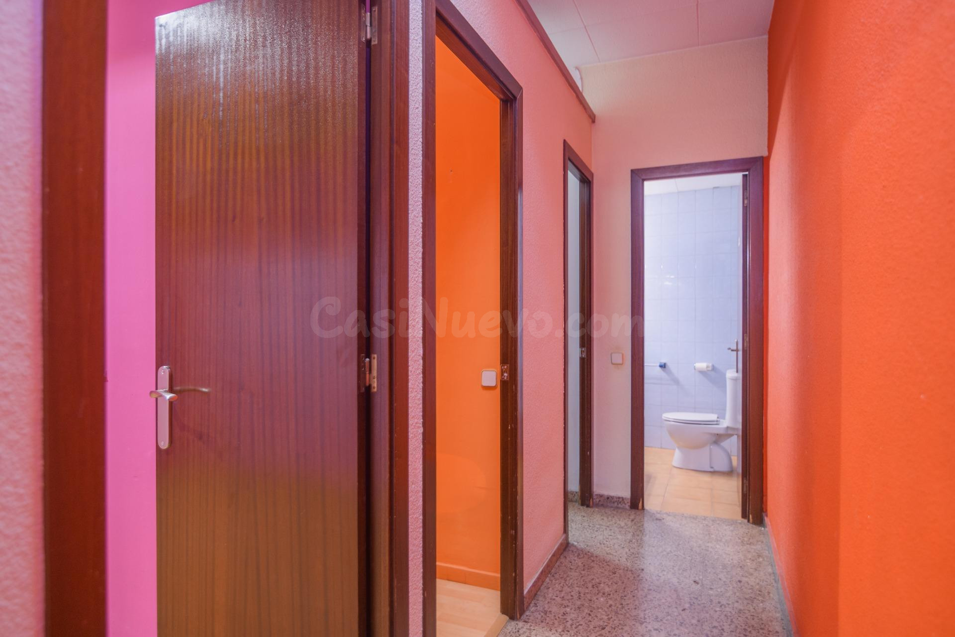 LOCAL COMERCIAL DE SEGONA MÀ EN BON ESTAT EN VENDA A MANRESA - foto 5