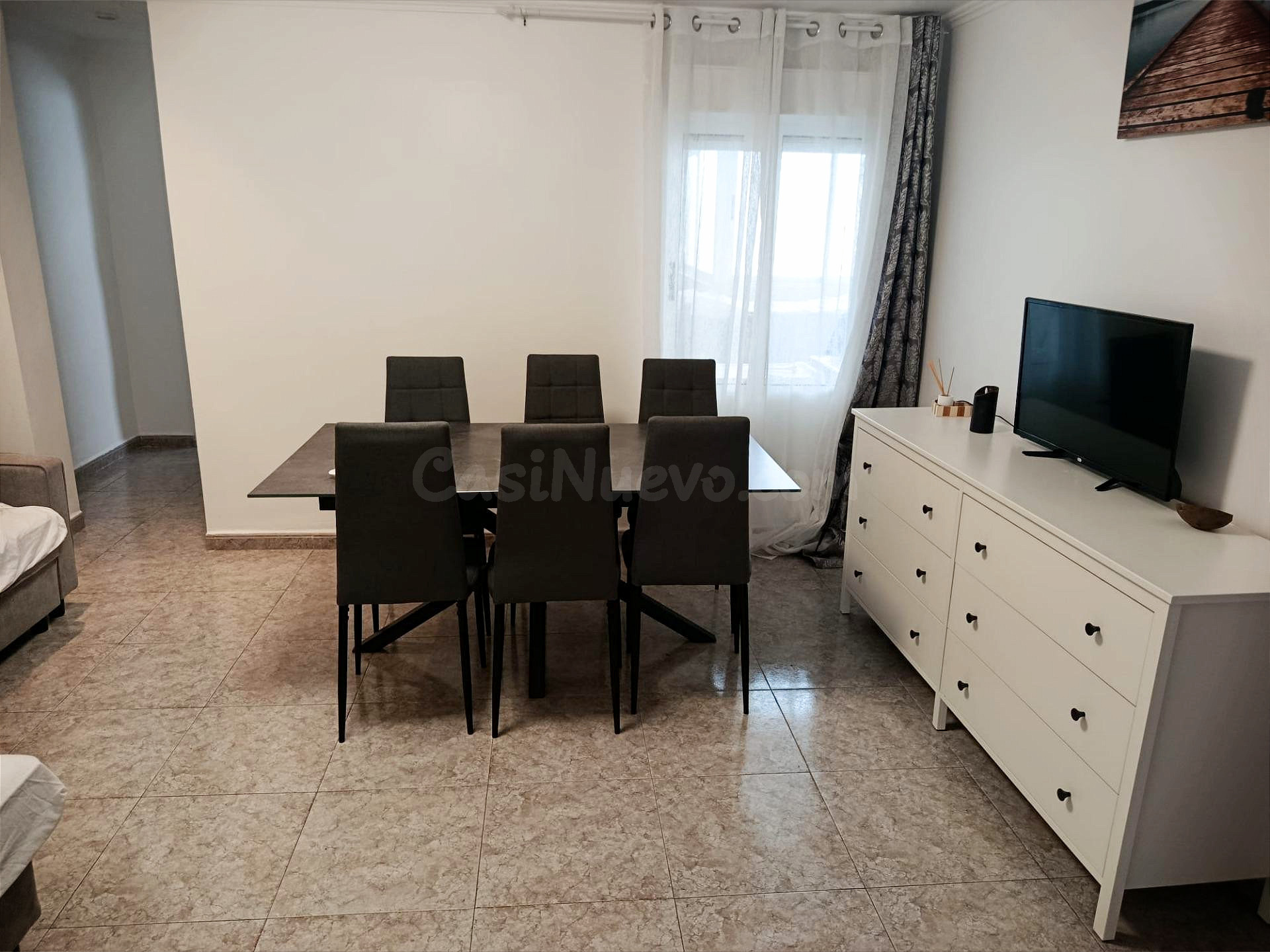 Vivienda reformada de 3 habitaciones  4ª planta con balcón