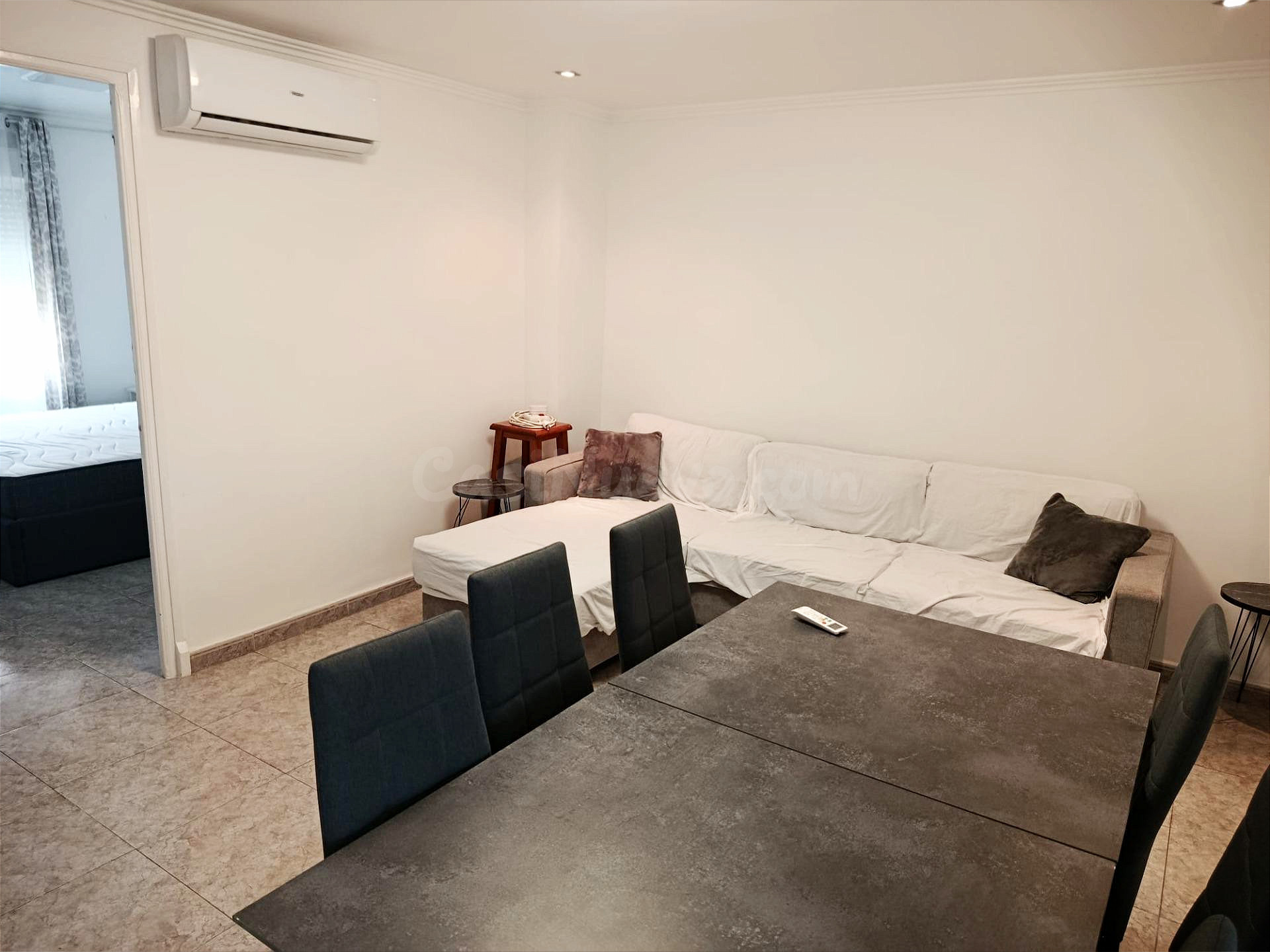 Vivienda reformada de 3 habitaciones  4ª planta con balcón - foto 5