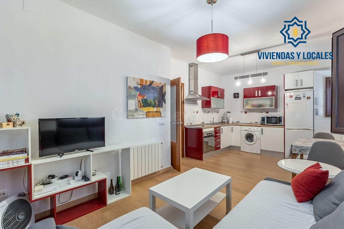 ¡Encantador Apartamento en Planta Baja en el Corazón del Rea