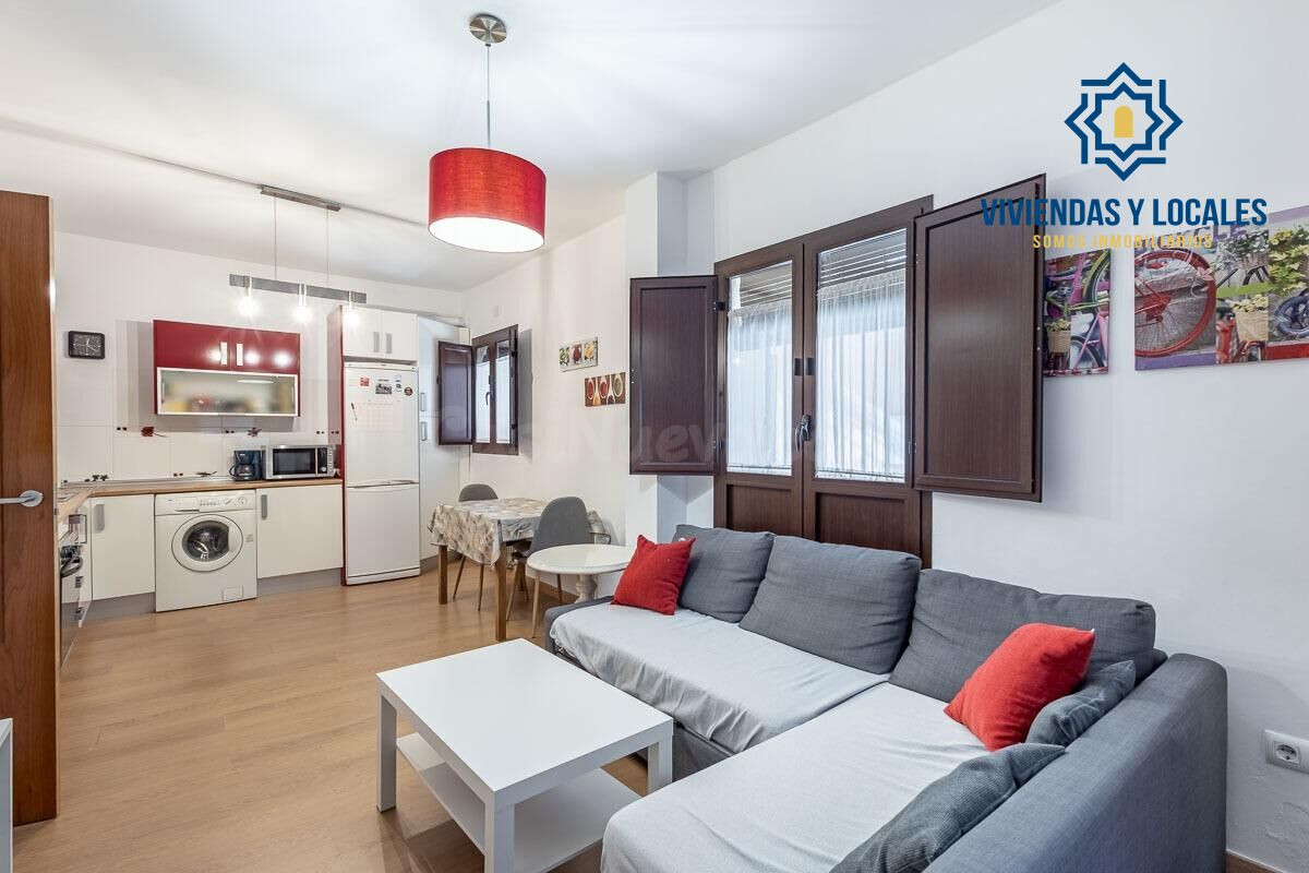 ¡Encantador Apartamento en Planta Baja en el Corazón del Rea - foto 2
