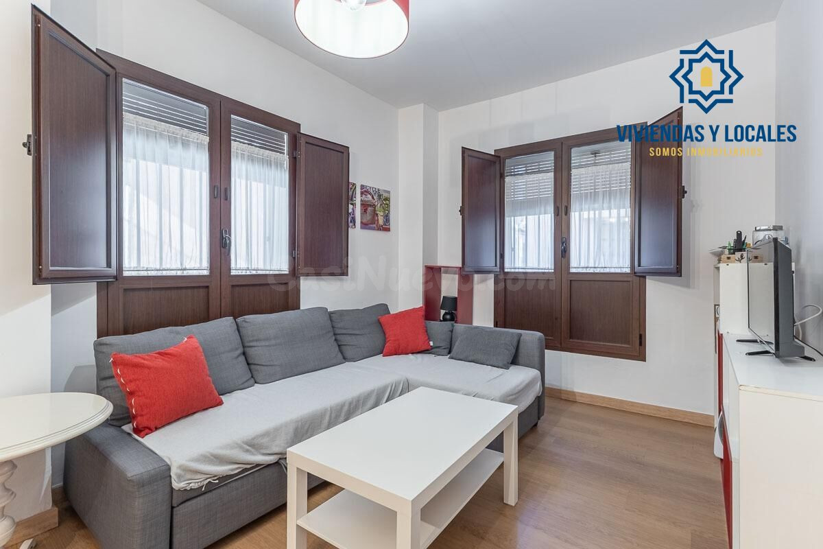 ¡Encantador Apartamento en Planta Baja en el Corazón del Rea - foto 3