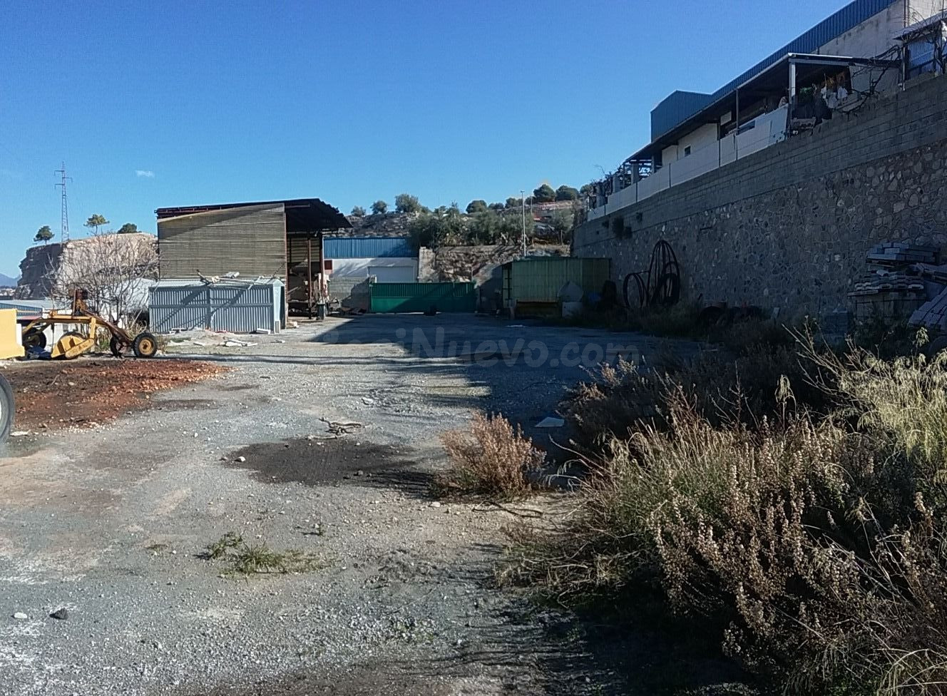 SOLAR INDUSTRIAL EN LAS CANTERAS, BARRIO DE MONACHIL - foto 5