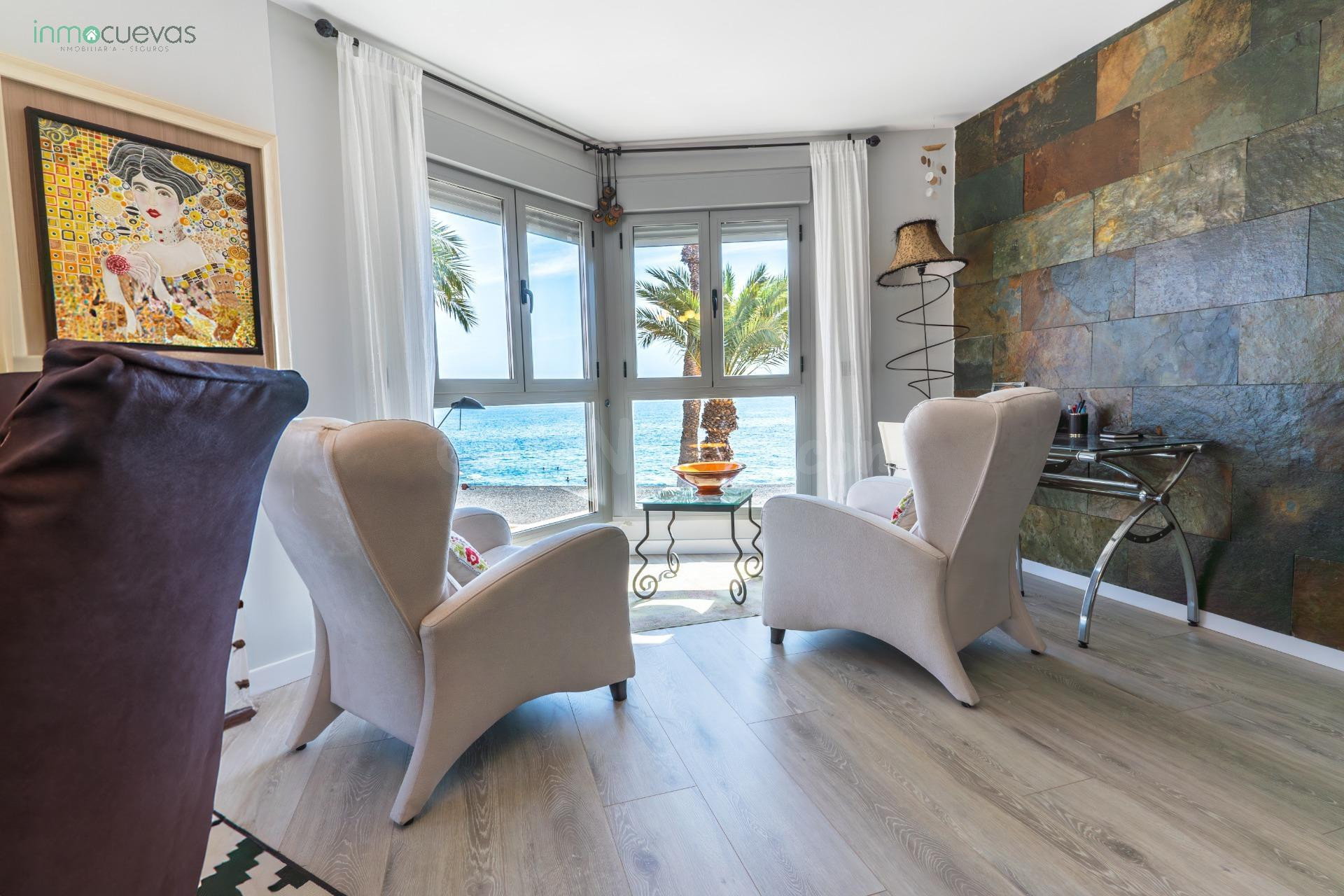 Exclusivo Ático en Primera Línea de Playa en Villaricos: Luj - foto 3