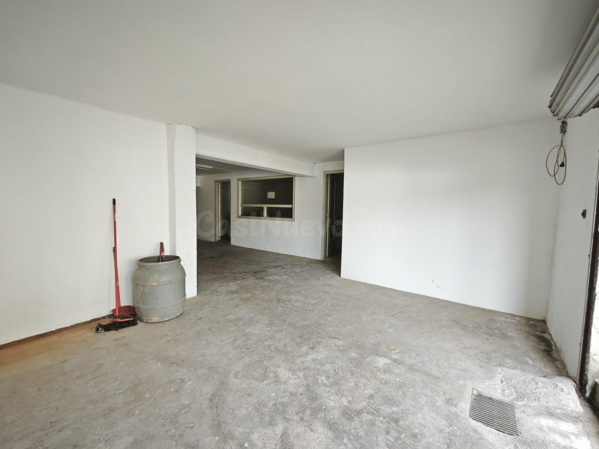 LOCAL COMERCIAL DE SEGUNDA MANO EN BUEN ESTADO EN EL CENTRO  - foto 5