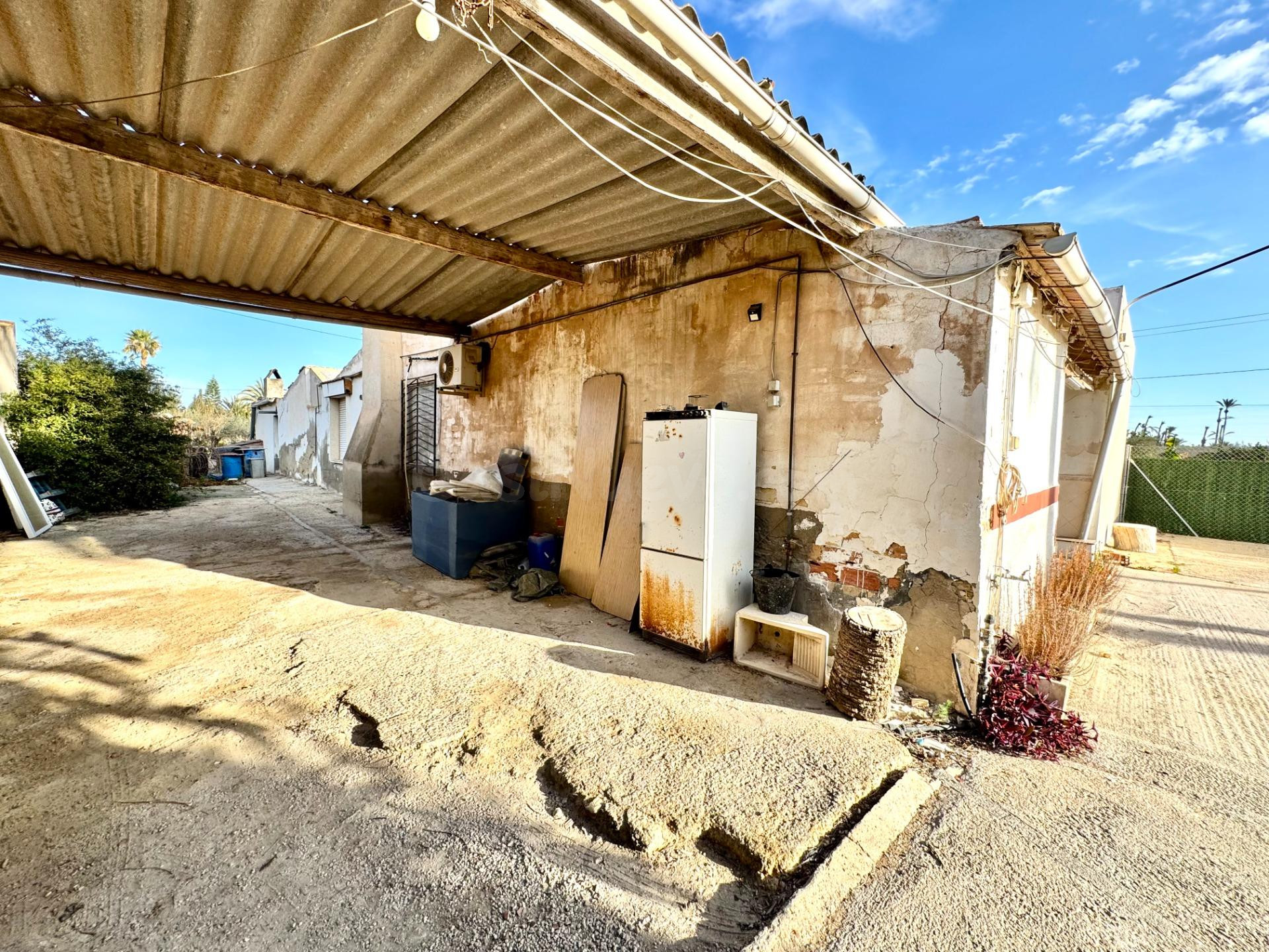 TERRENO DE 4500M2 CON DOS CASAS PARA REFORMAR CADA UNA CON S - foto 5