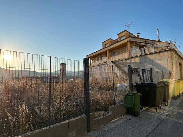 VENTA DE PARCELAS I SOLAR PER EDIFICAR EN CALLÚS - foto 2