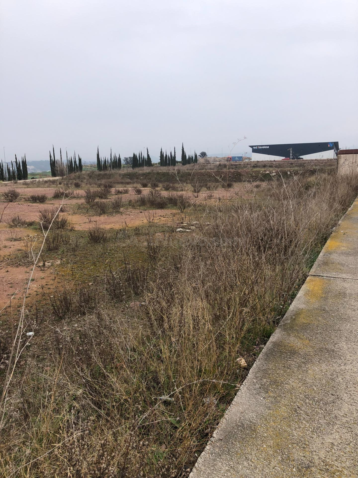 SOLAR INDUSTRIAL EN VENTA EN SANT FRUITOS DE BAGES - foto 2