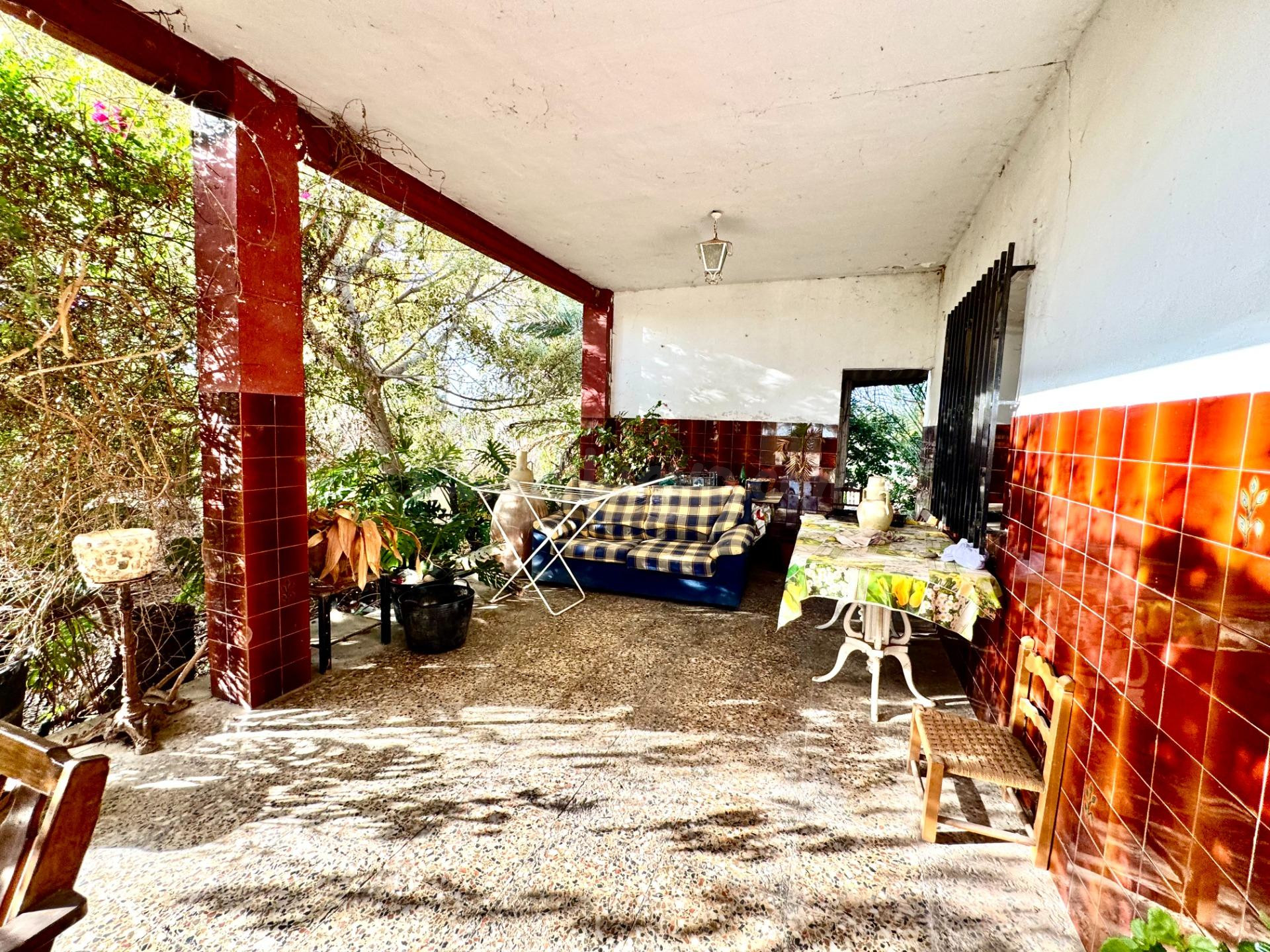 TERRENO DE 1200M2 CON CASA DE CAMPO DE 200M2 SIN LUZ, NI AGU - foto 2