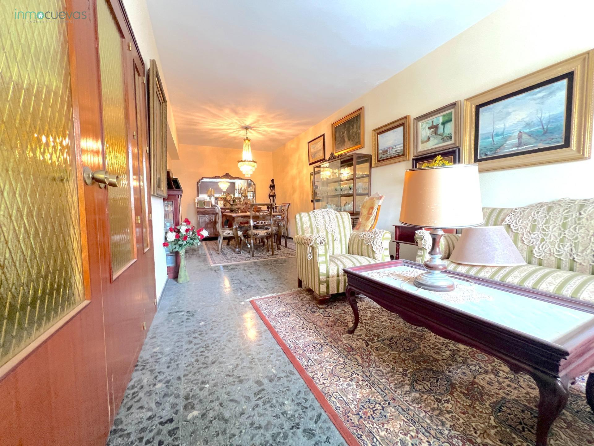 ✨ Una vivienda con alma en el corazón de Cuevas del Almanzor - foto 3