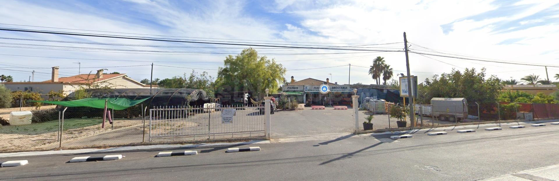 SE TRASPASA NEGOCIO EN PLENO FUNCIONAMIENTO CON MAS DE 20 AÑ - foto 4