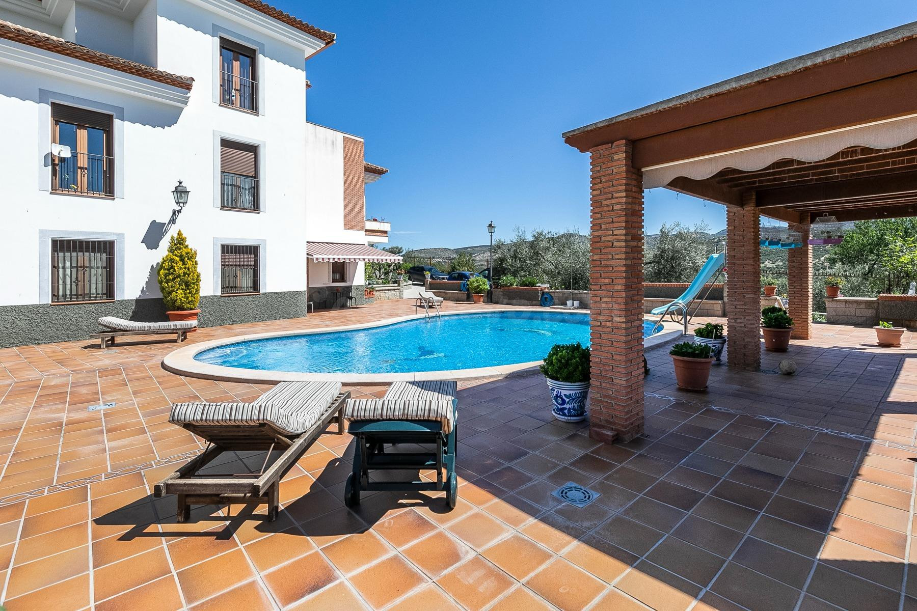 Casa con terreno ubicada en plena naturaleza, a tan solo 2km - foto 4