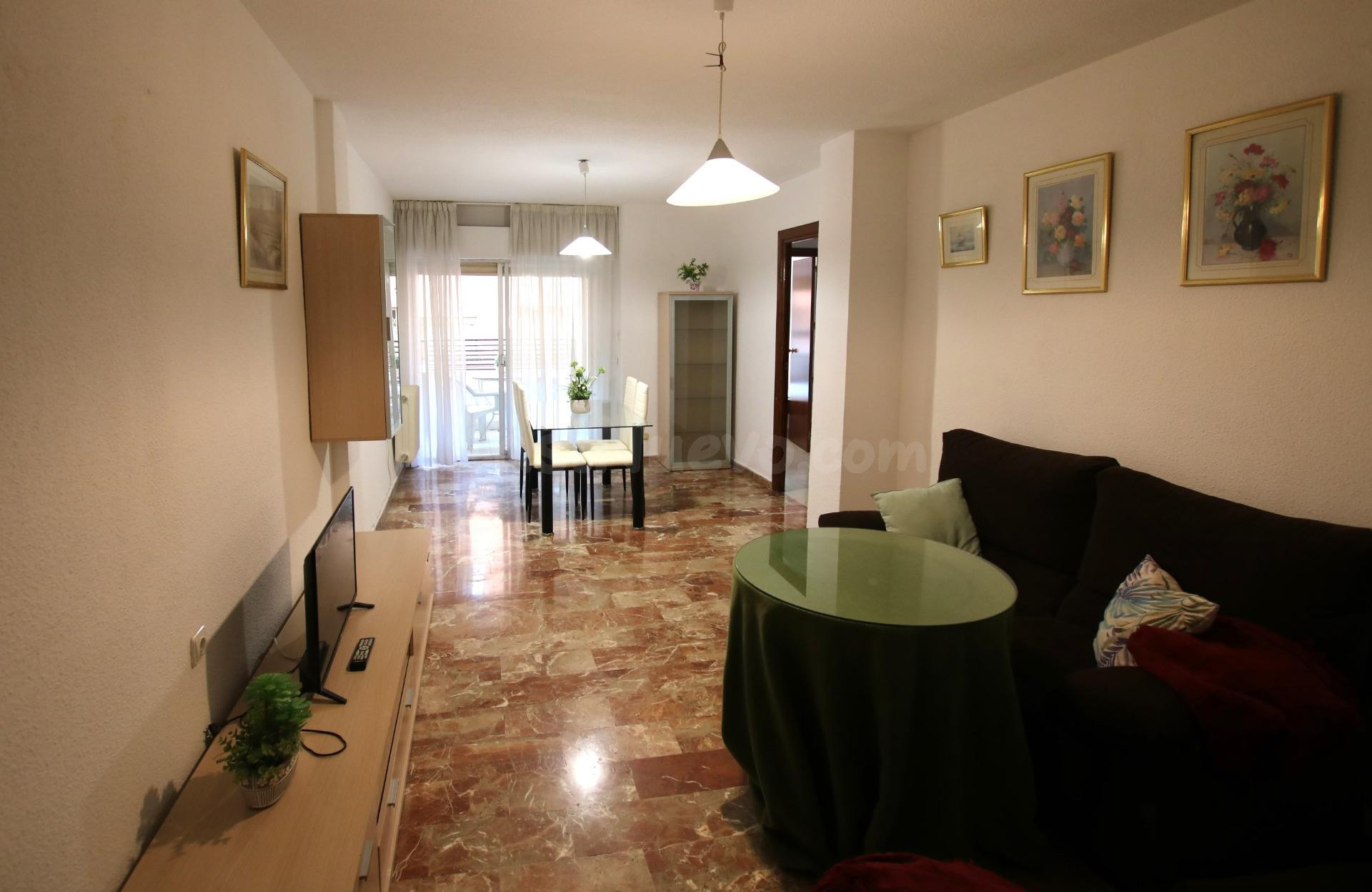 Traumatología (zona). Habitación en piso compartido de 4 dor