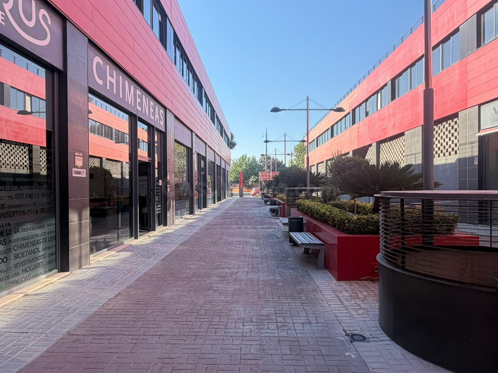 Armilla. Fernando de los Rios. Oficina. Aire acondicionado f