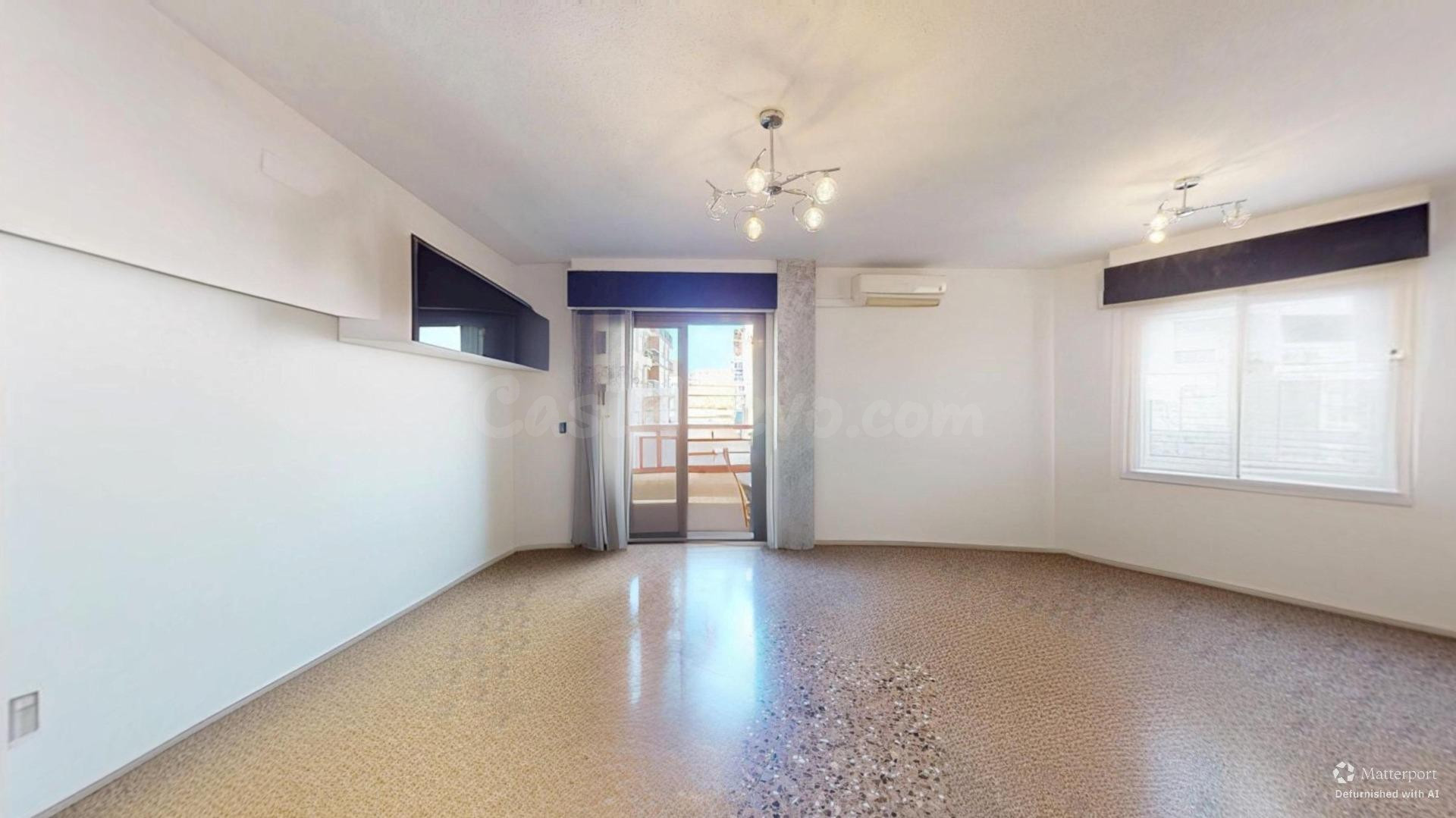 Amplia vivienda en Carolinas Bajas – Alicante - foto 4
