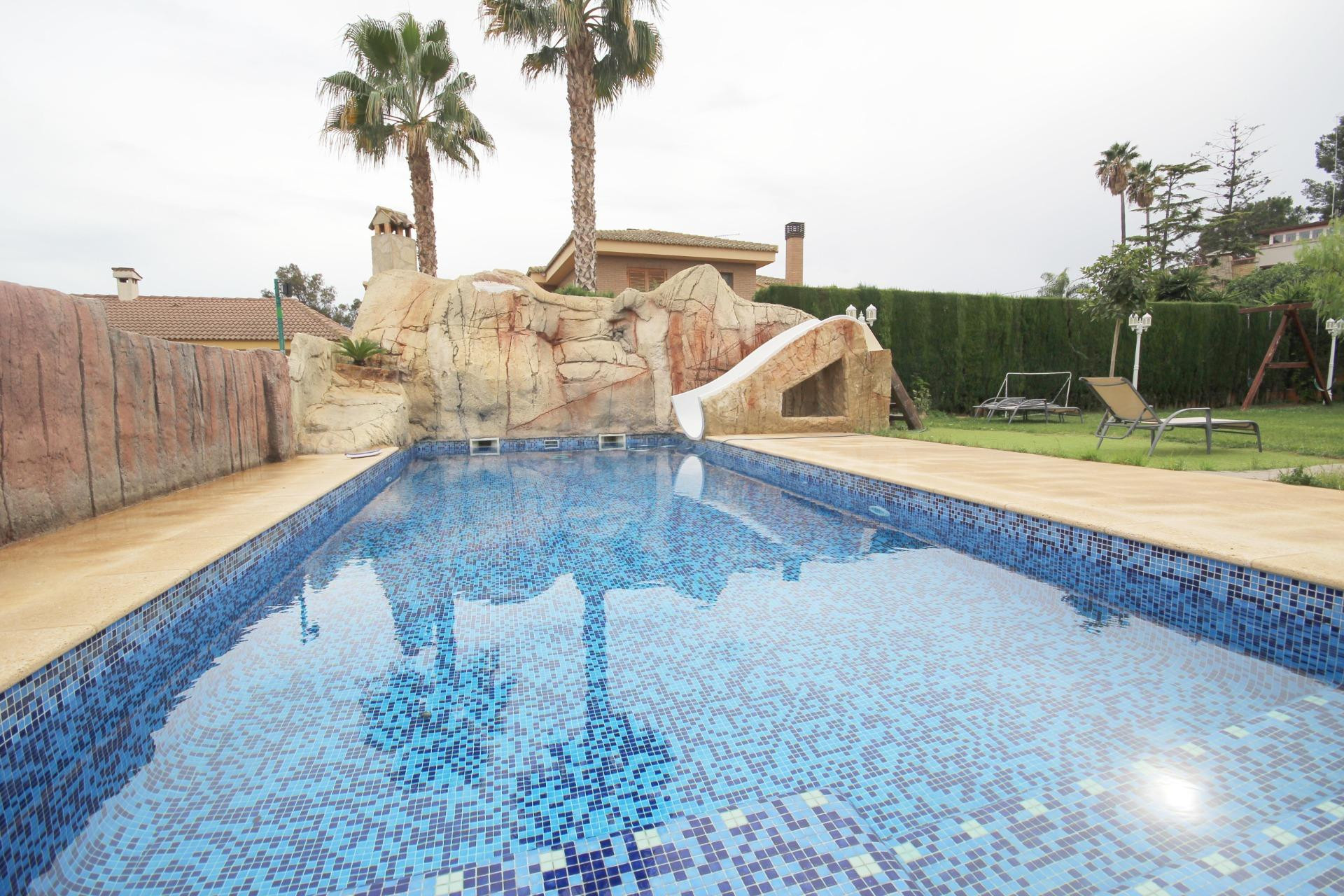ESPECTACULAR CHALET EN VENTA ZONA LAS AMÉRICAS - foto 3