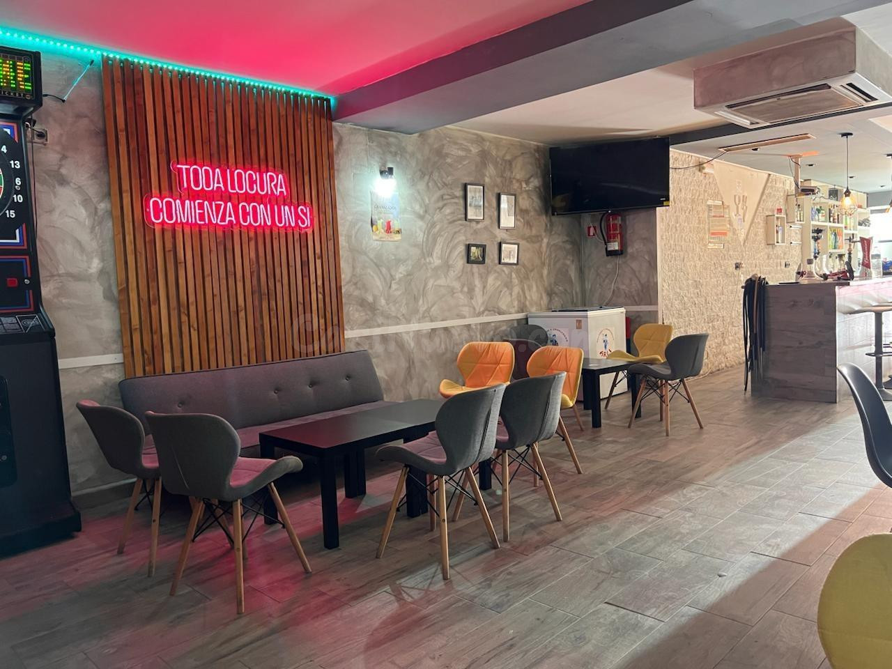 TRASPASO DE LOCAL CON LICENCIA DE CAFETERIA, ACTUALMENTE EN  - foto 3