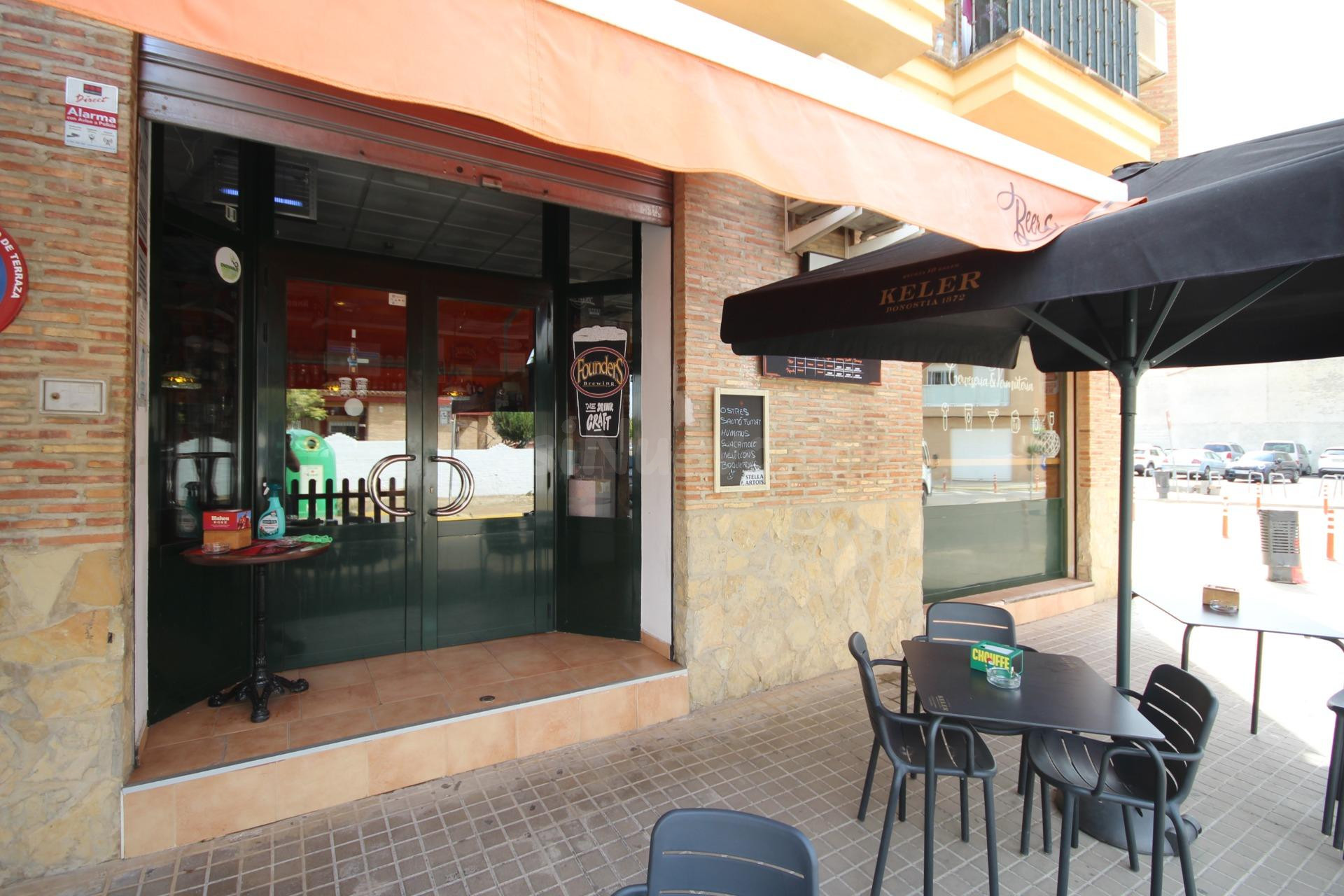VENTA DE LOCAL CON NEGOCIO DE HOSTELERIA EN PLENO FUNCIONAMI - foto 3