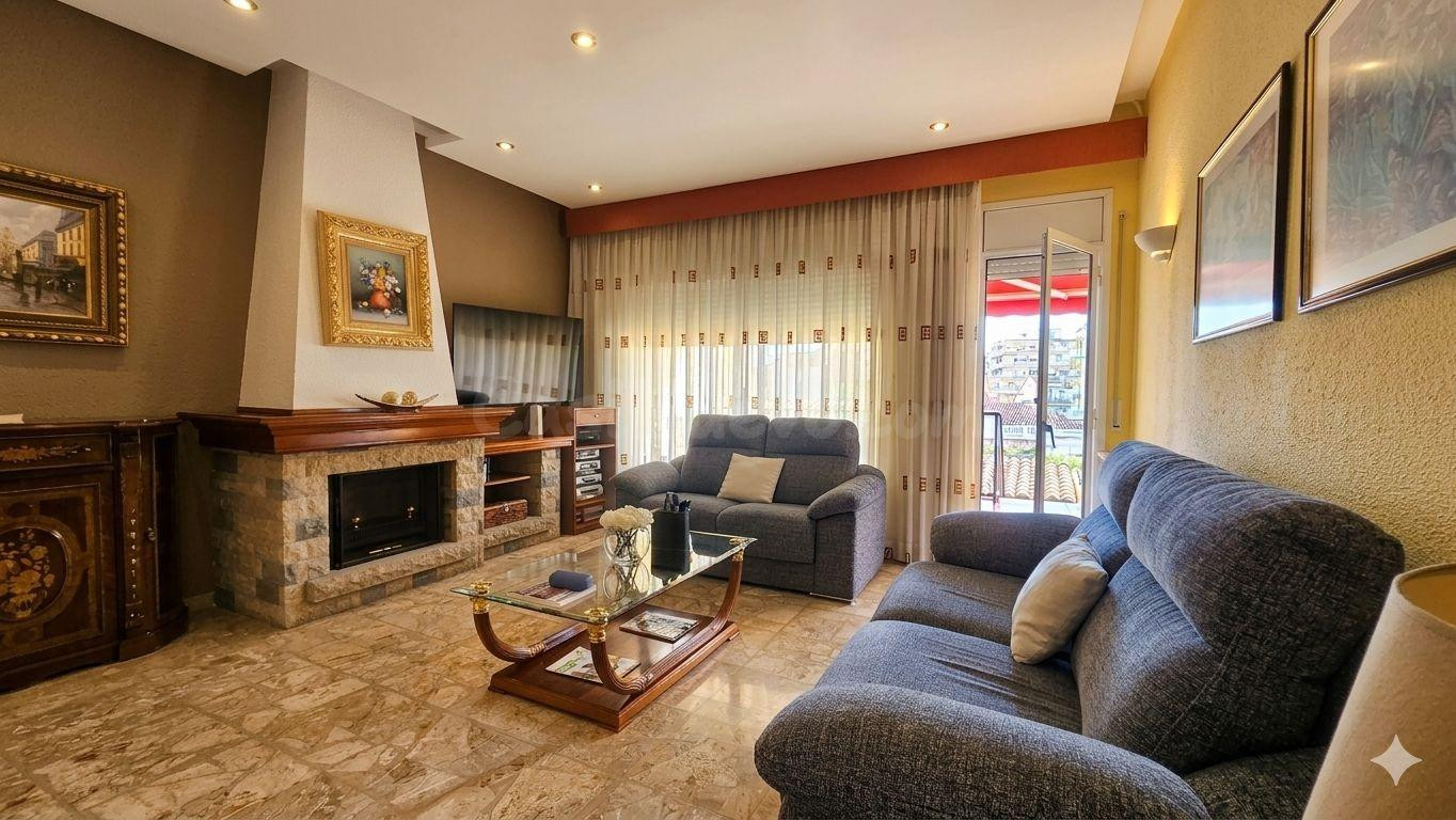Casa Adosada con local comercial - foto 4
