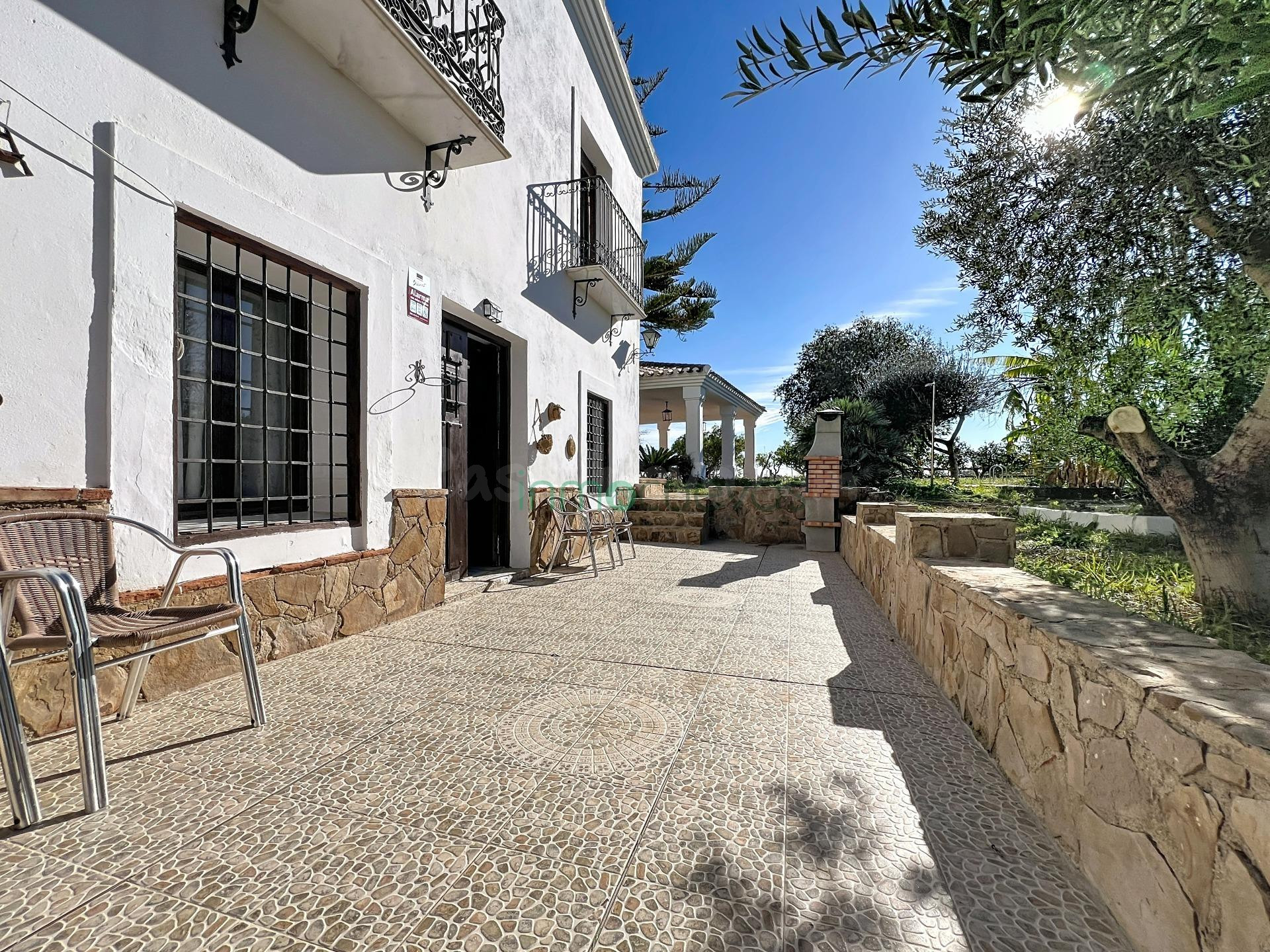 Acogedora Casa Rústica en Vera - ¡Listo para Entrar a Vivir!