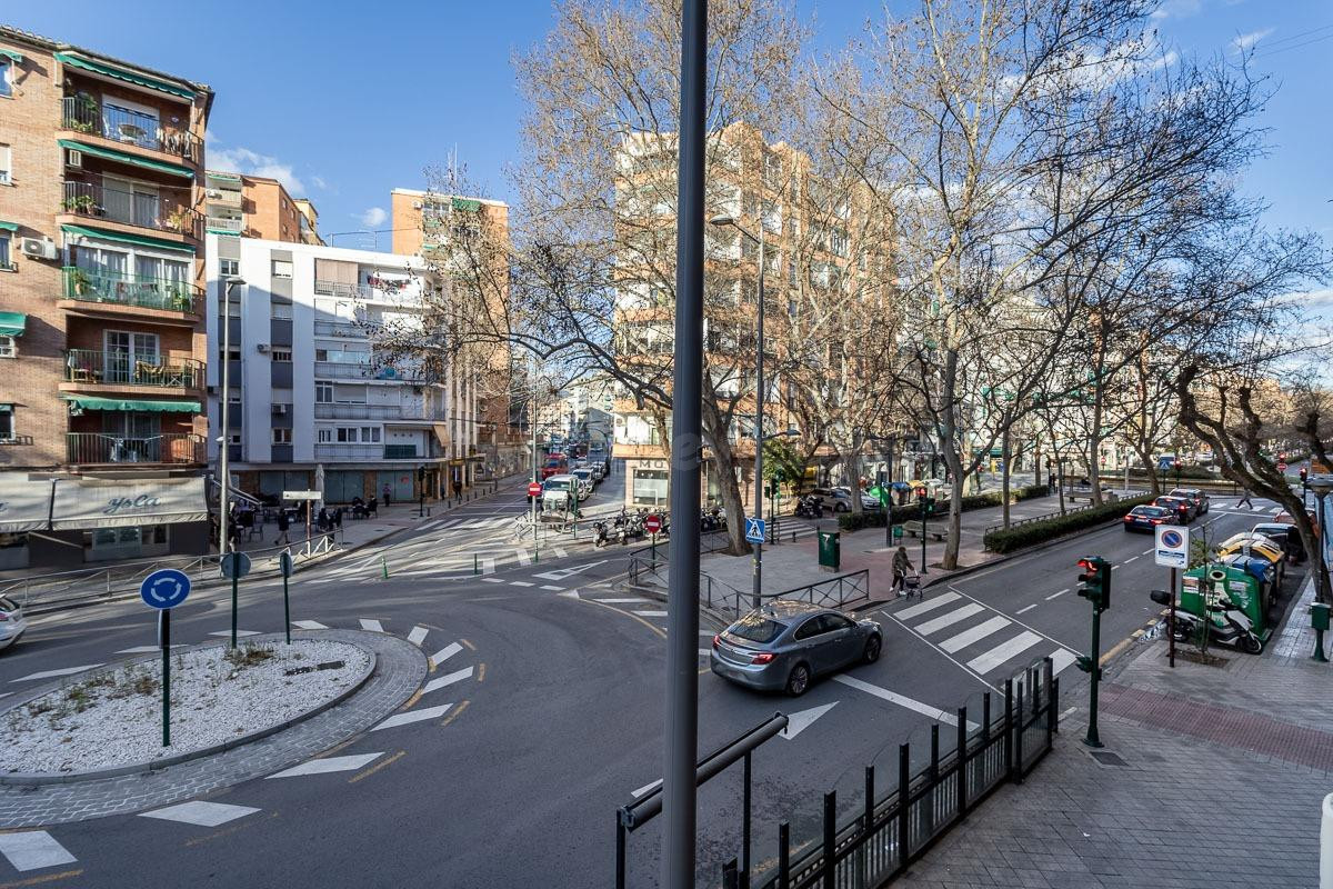 PISO EN LA AVENIDA CADIZ