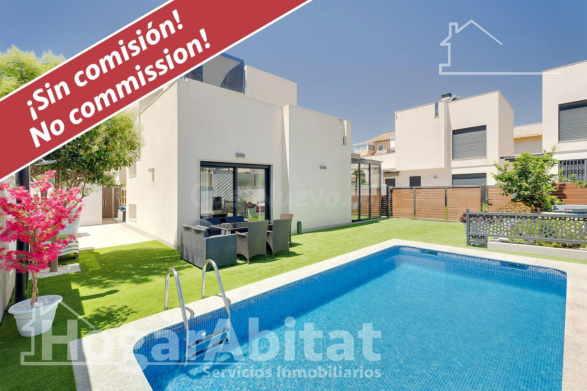 ¡EXTRAORDINARIO CHALET! AMPLIO Y SEMINUEVO CON PISCINA PRIVA - foto 2