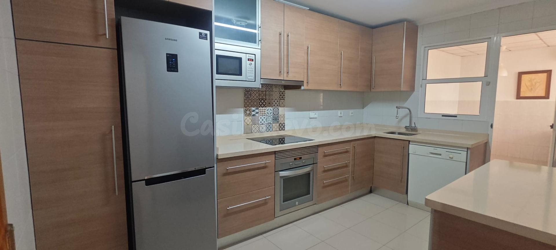 ¡Espaciosa vivienda lista para entrar a vivir en Sector V – 