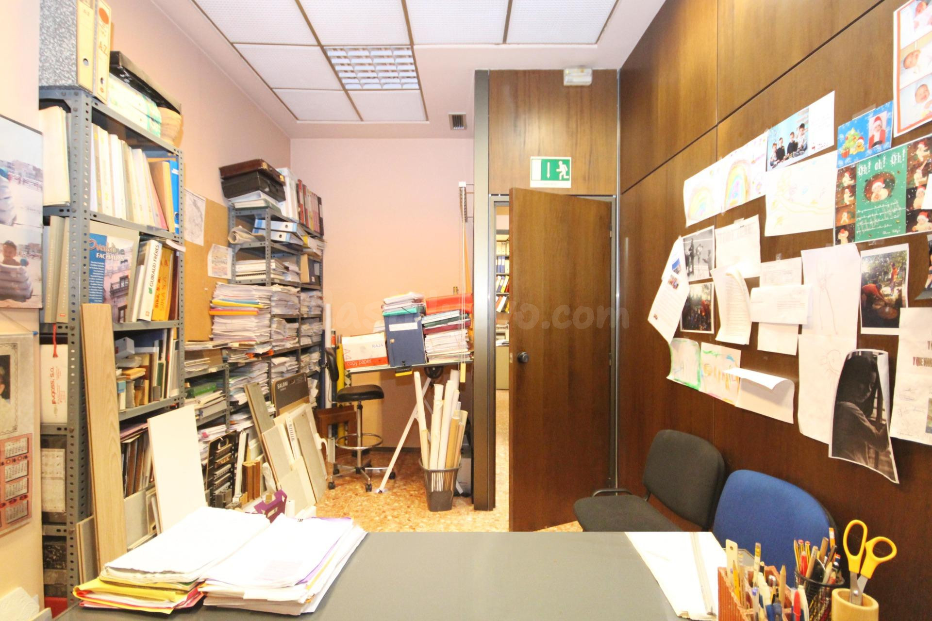 OPORTUNIDAD ÚNICA: DOS LOCALES COMERCIALES COMUNICADOS JUNTO - foto 5