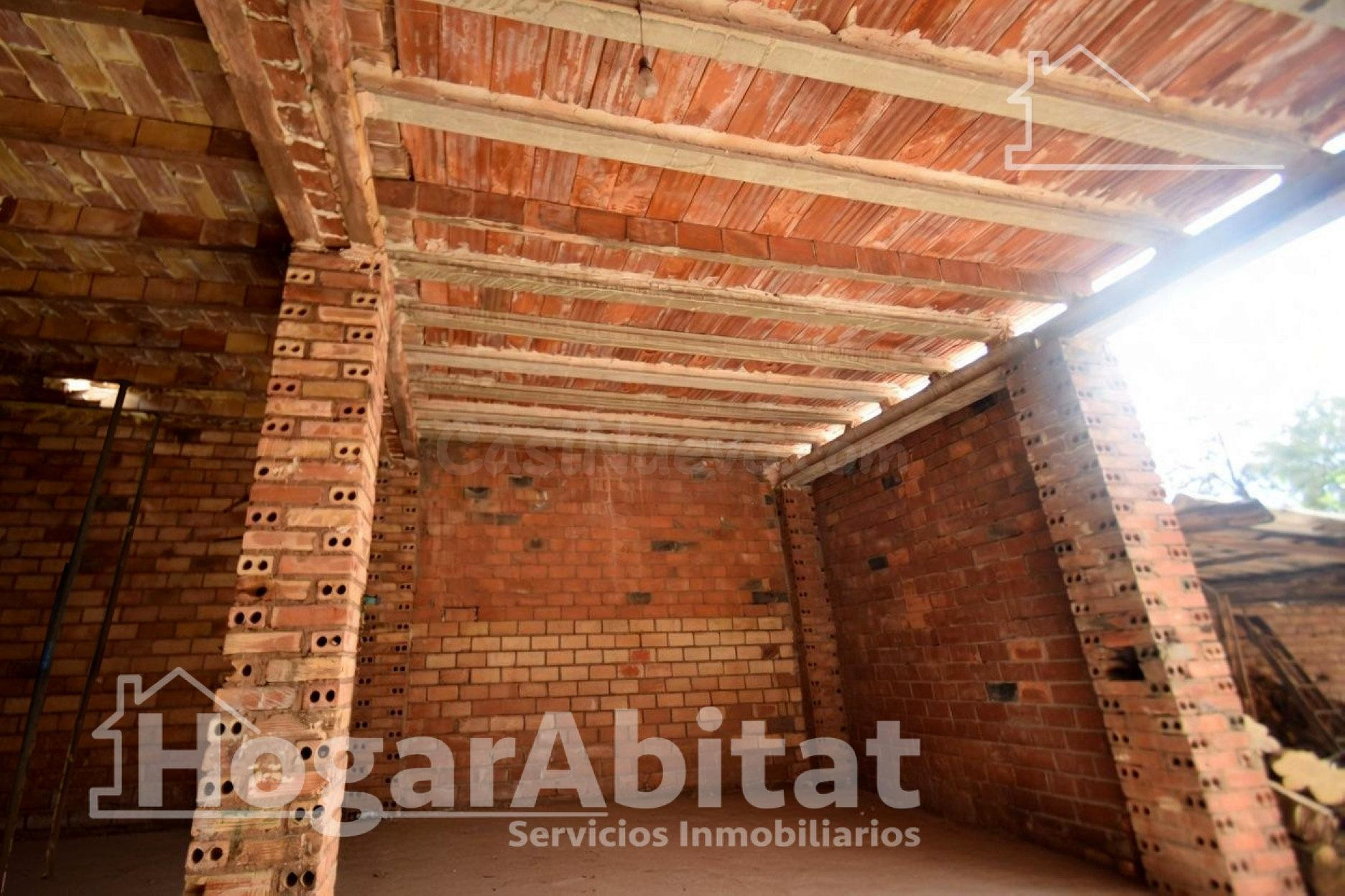 ¡SOLAR URBANO EN AVENIDA PRINCIPAL CON MÚLTIPLES POSIBILIDAD - foto 4
