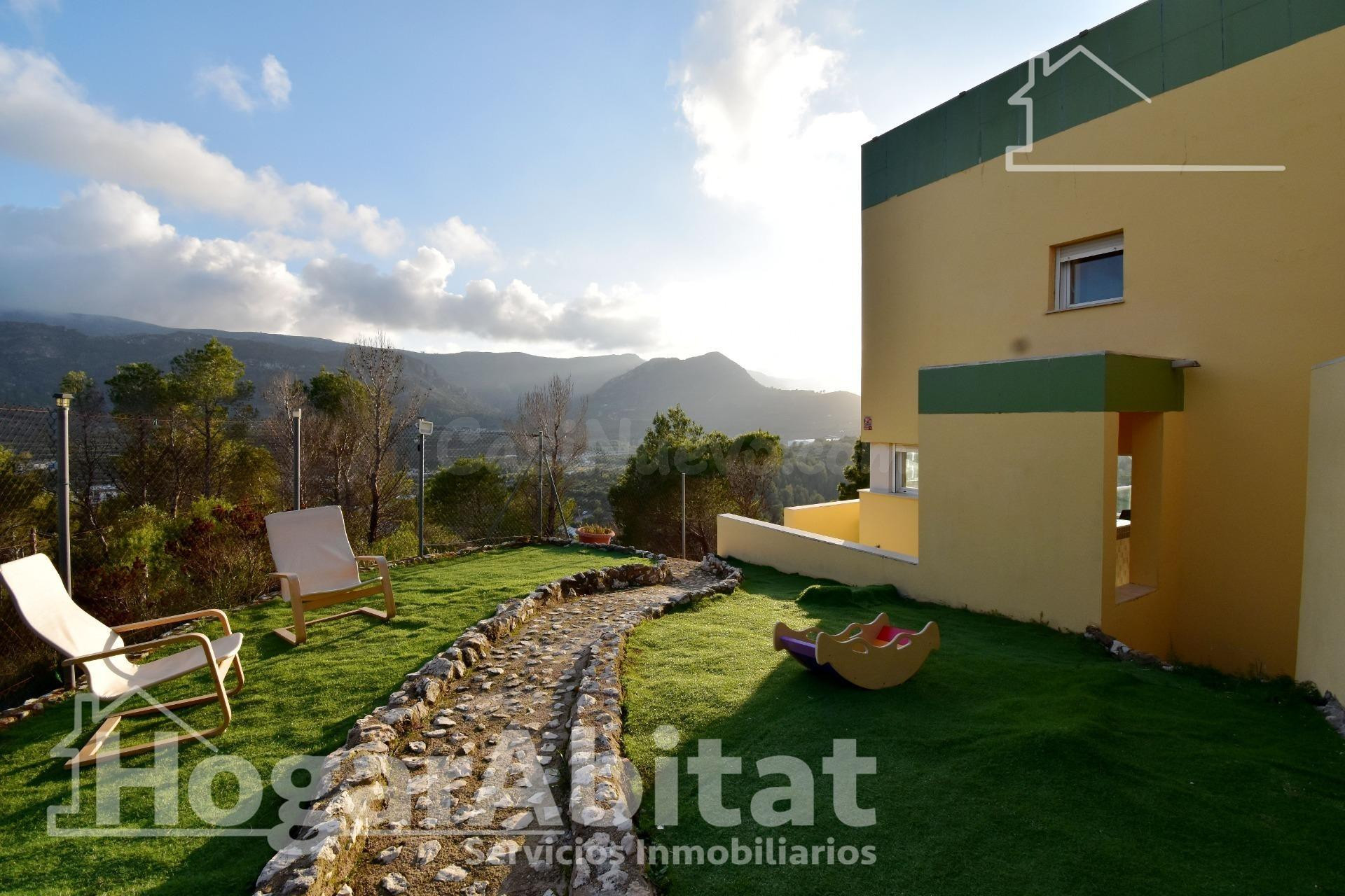 ¡CHALET ESPECTACULAR! AMPLIO Y MUY LUMINOSO CON GARAJE Y TRE - foto 5