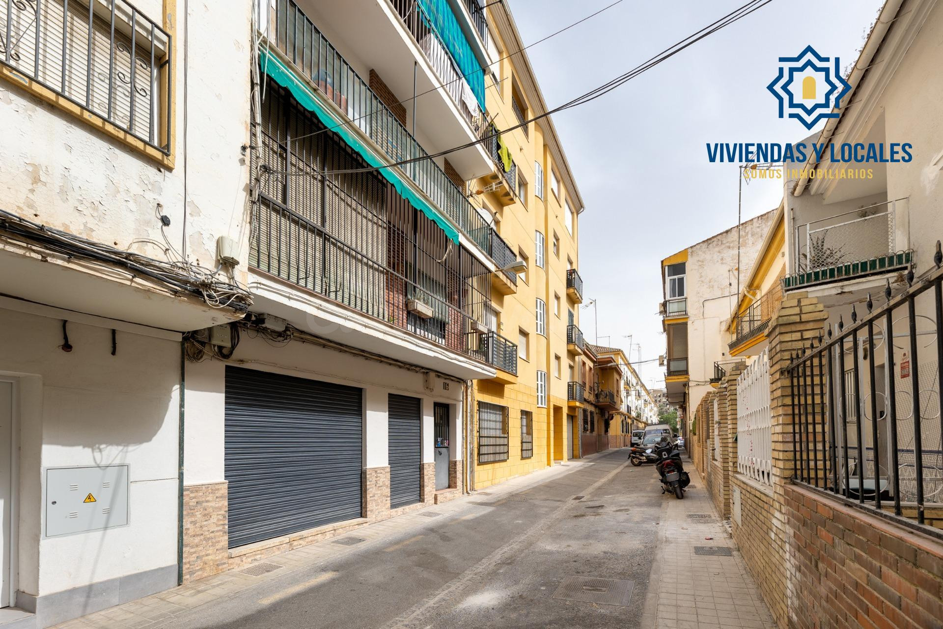 Local Comercial en la Mejor Zona de La Chana
