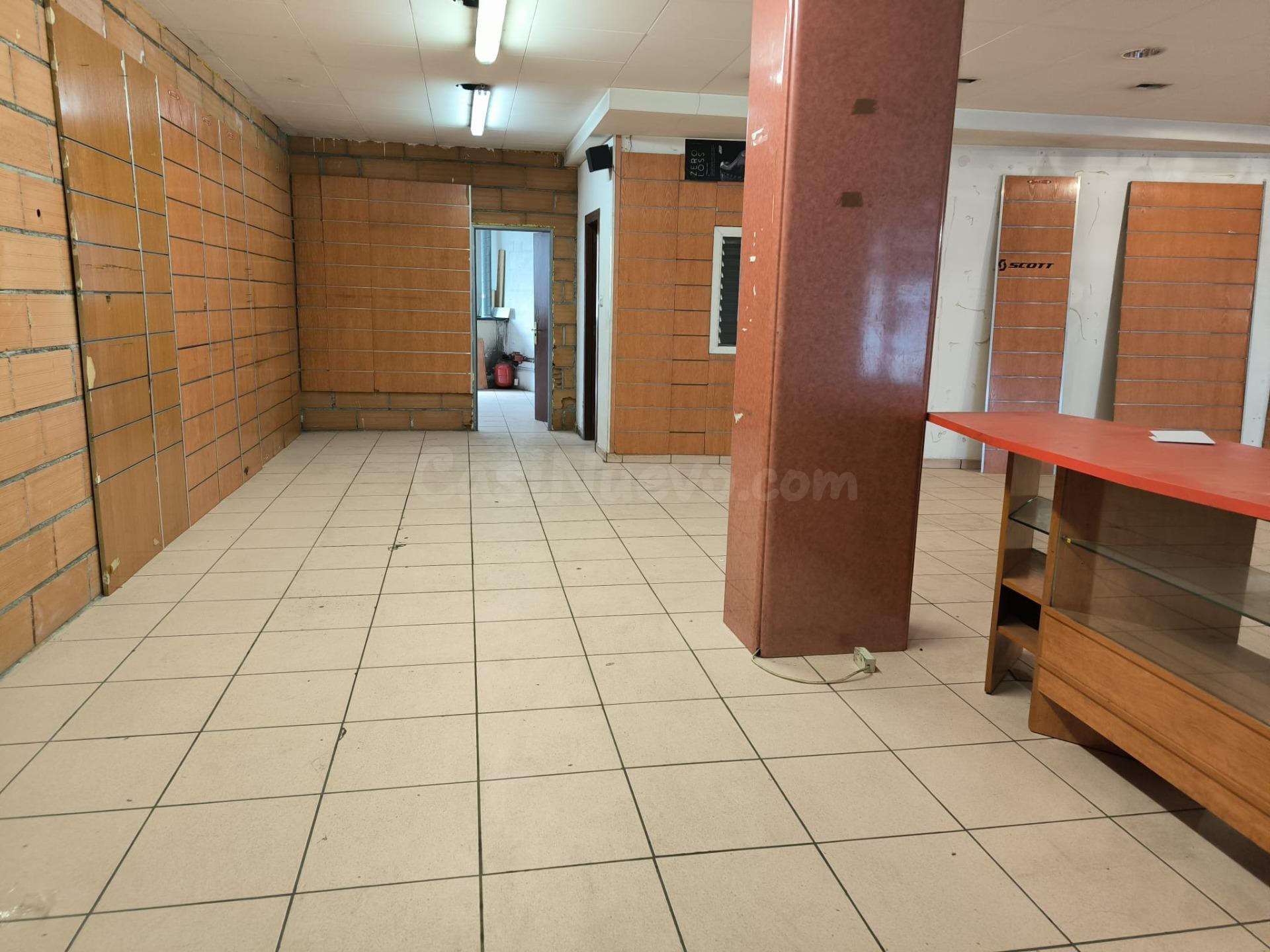 Local comercial 479m² en venta - Sagrada Familia - foto 5