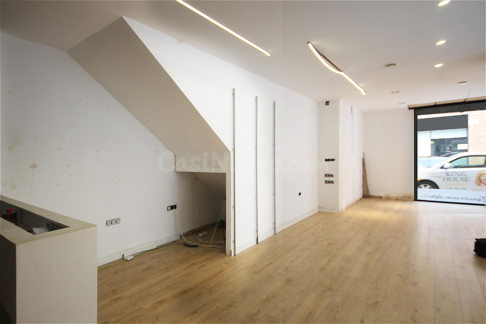 LOCAL COMERCIAL CON GRAN POTENCIAL DE INVERSIÓN Y POSIBILIDA - foto 3
