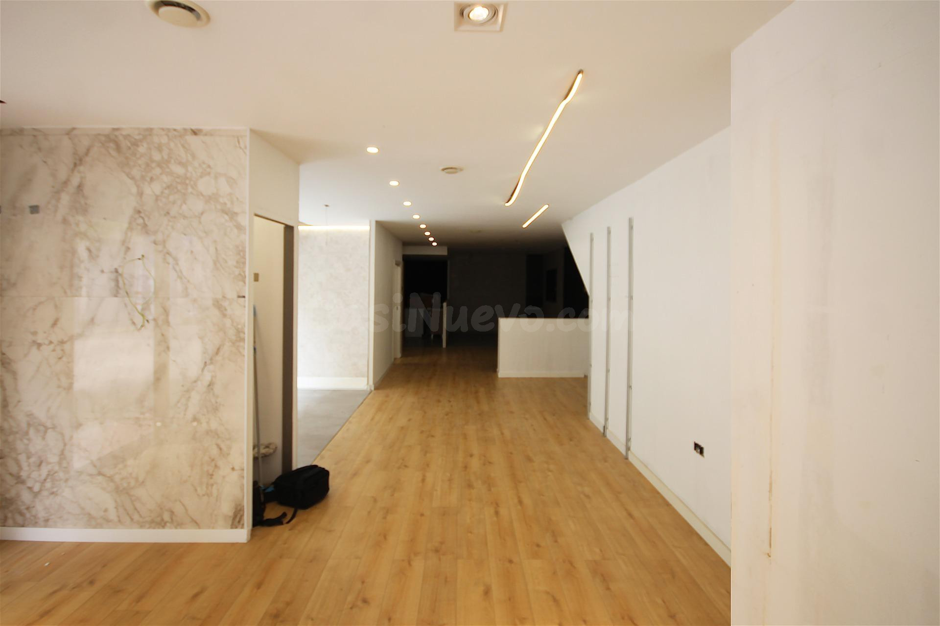 LOCAL COMERCIAL CON GRAN POTENCIAL DE INVERSIÓN Y POSIBILIDA - foto 4
