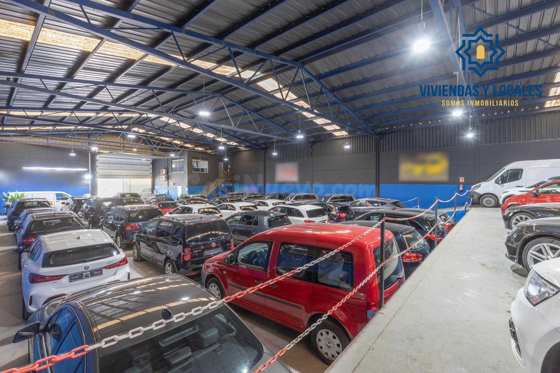 Nave industrial en venta en Atarfe (Granada) | 757 m2 constr