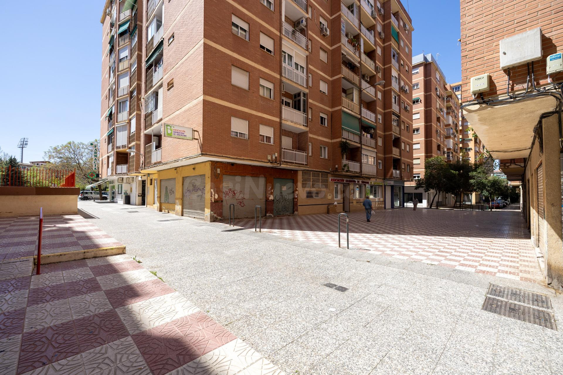 LUMINOSO PISO DE 3 DORMITORIOS Y DOS TERRAZAS, EN LA ZONA FO - foto 5