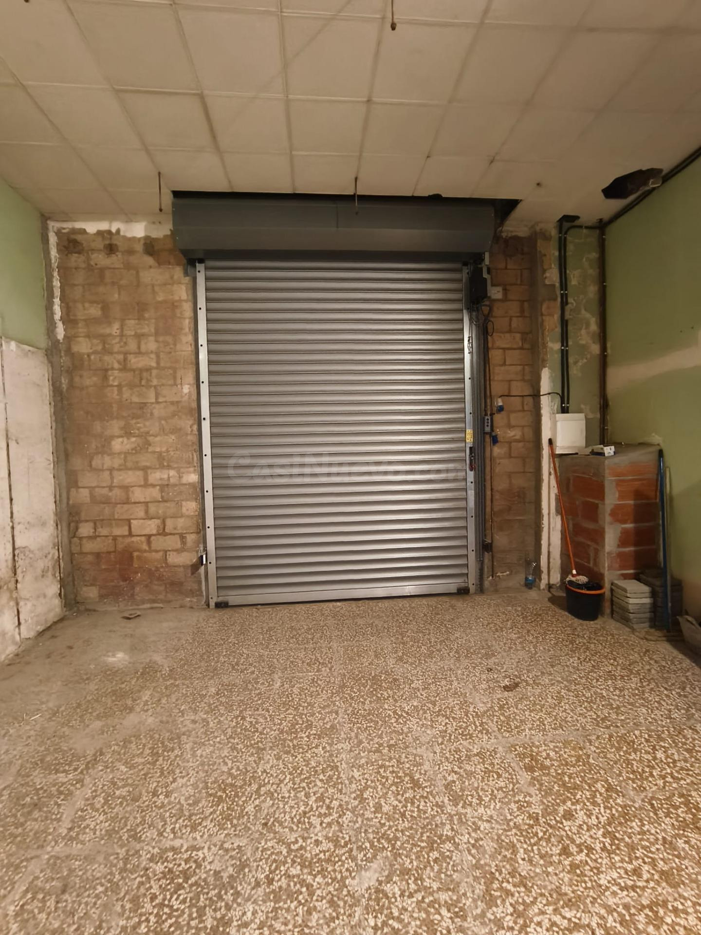 Gran Oportunitat: Local-Garatge de 267 m2 amb un Potencial I - foto 5