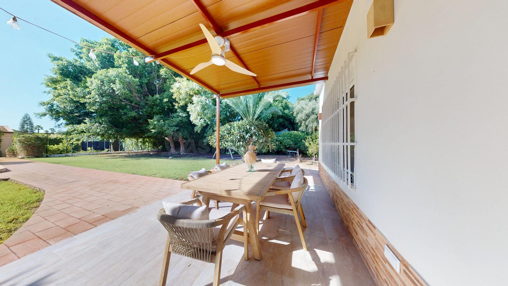 ¡Espléndido Chalet en Peña de Las Águilas muy cerca de la fa - foto 4