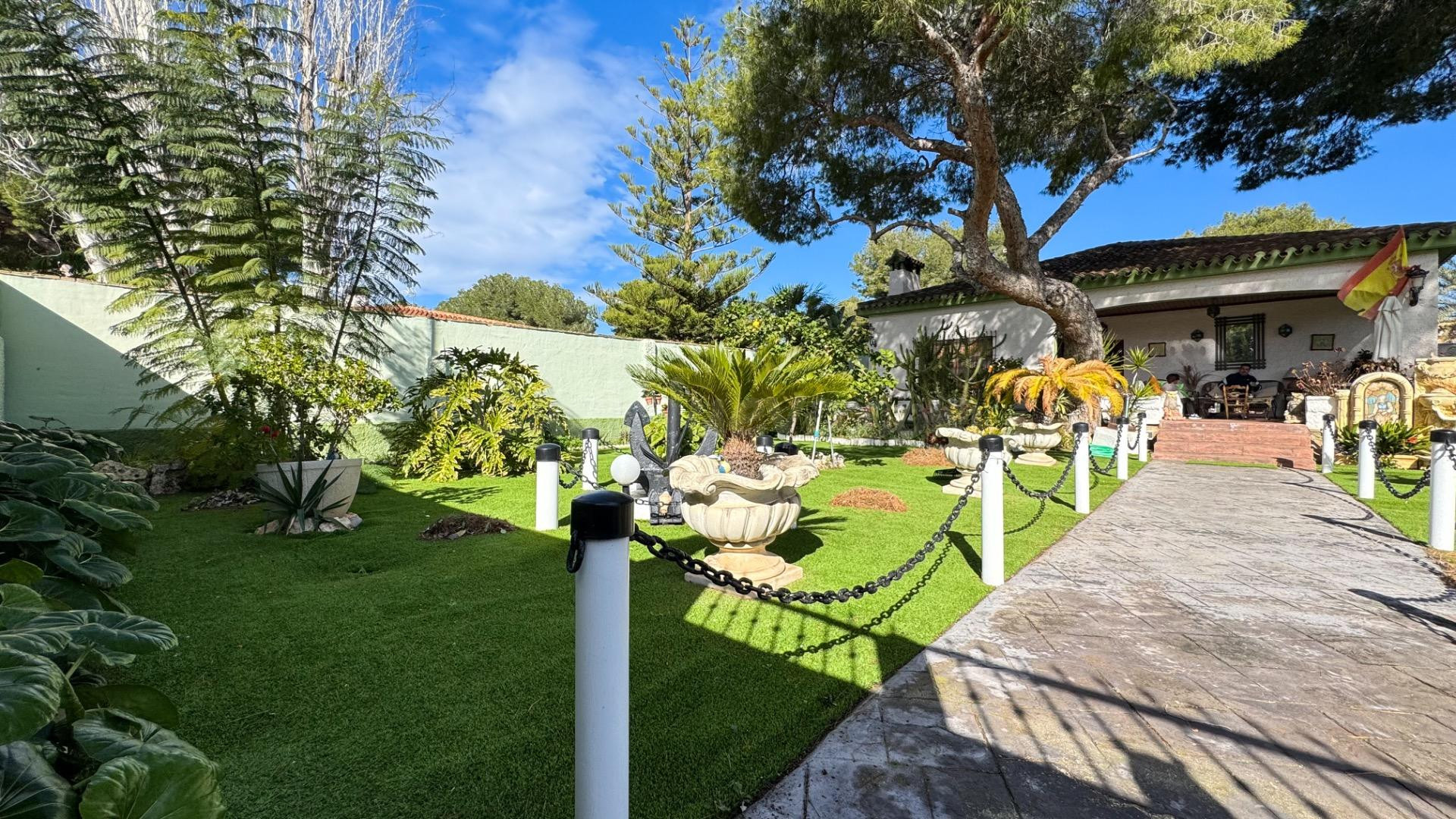 VILLA INDEPENDIENTE EN CAMPOAMOR - foto 2