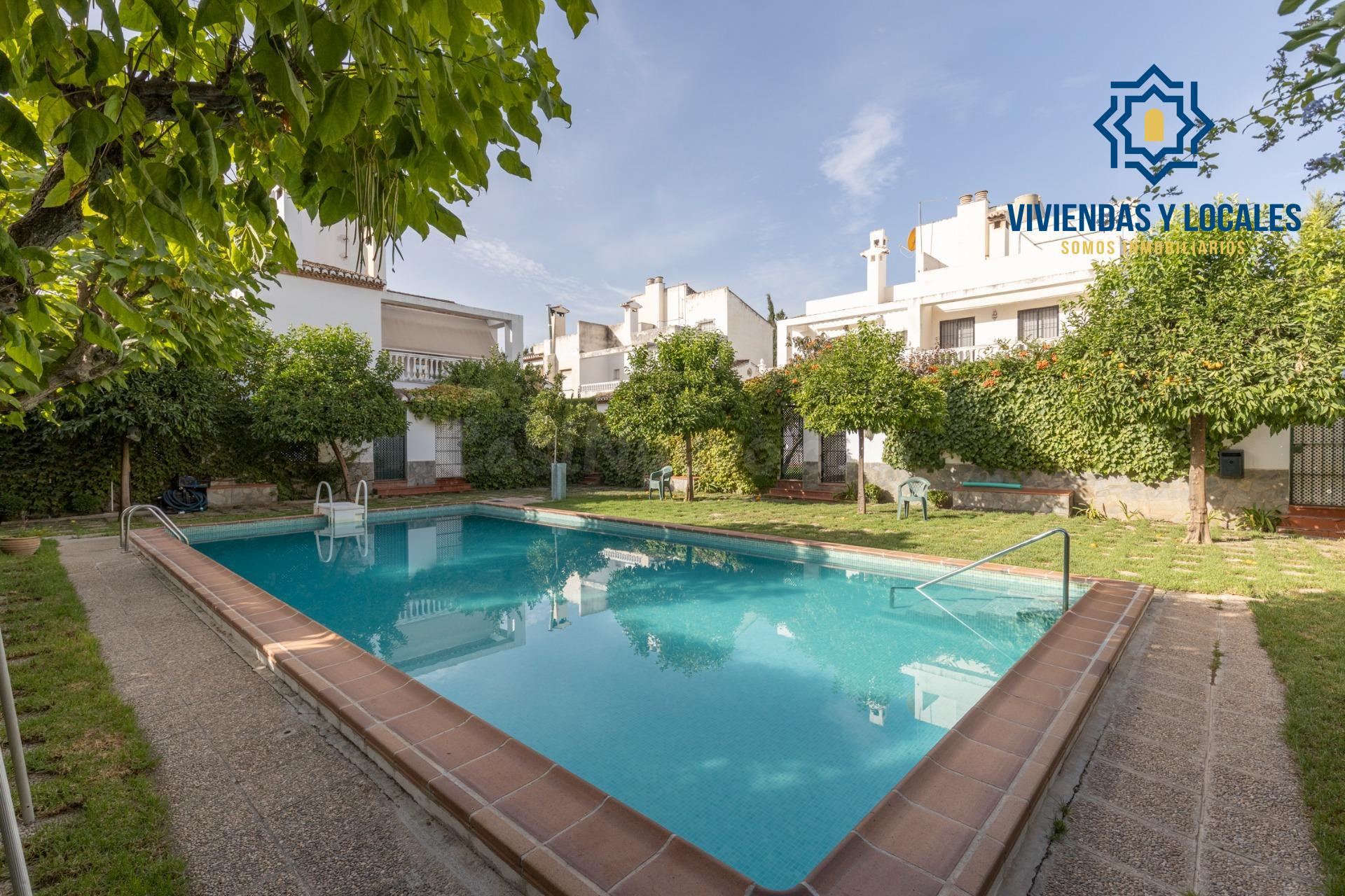 Exclusiva vivienda con piscina en la zona del Serrallo con p - foto 4