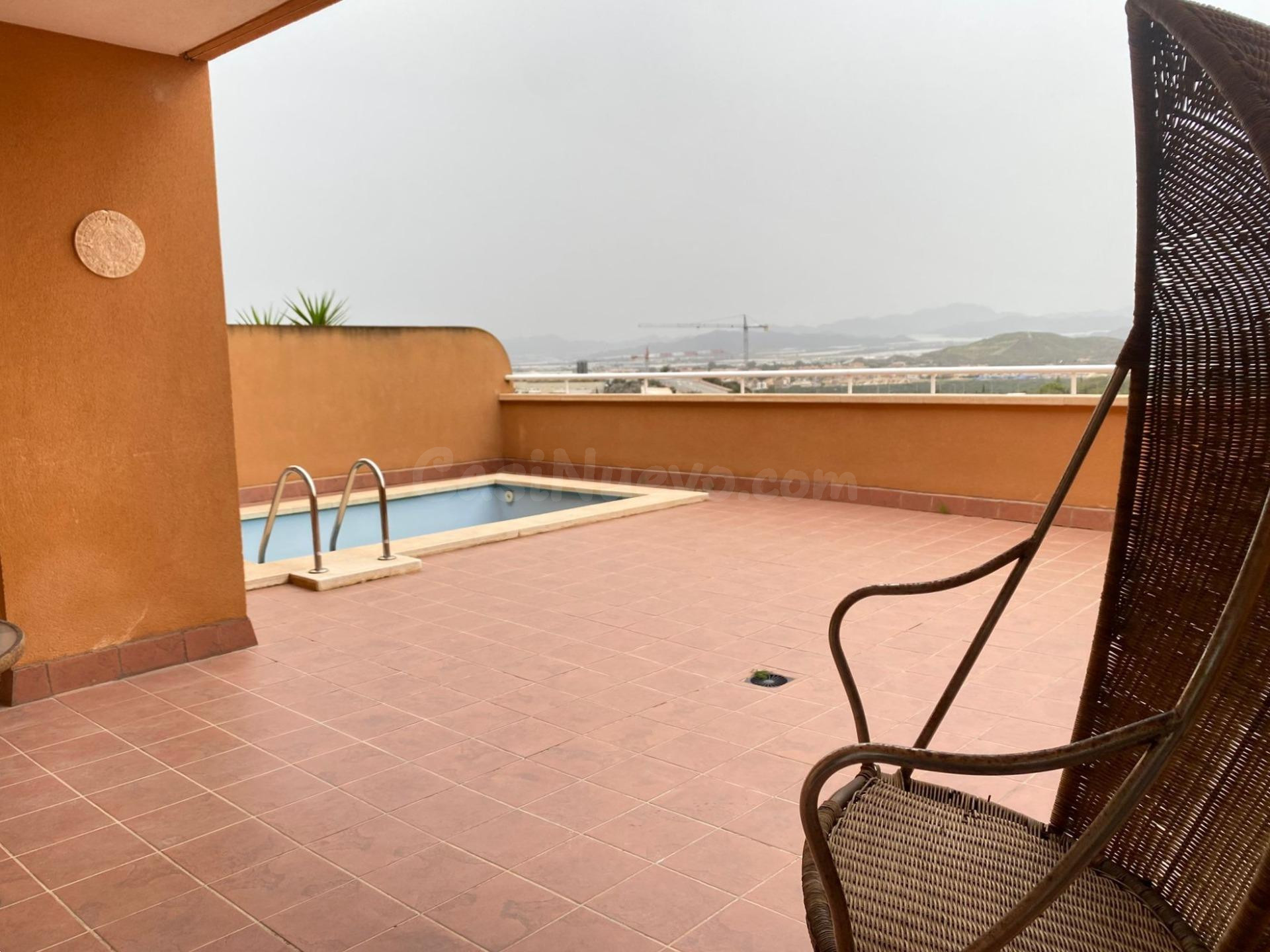 Vivienda con gran terraza y piscina privada en El Hornillo - foto 2